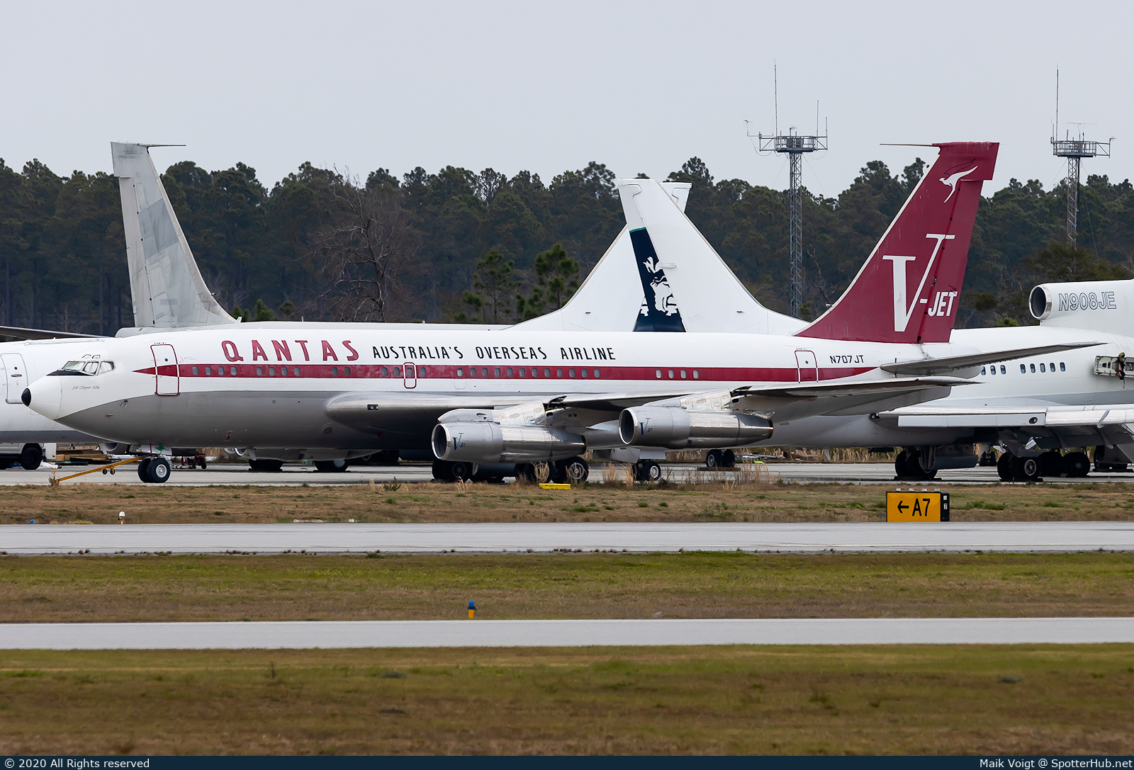 Photo of N707JT - Boeing 707-138B operated by Historical Aircraft Restoration Society