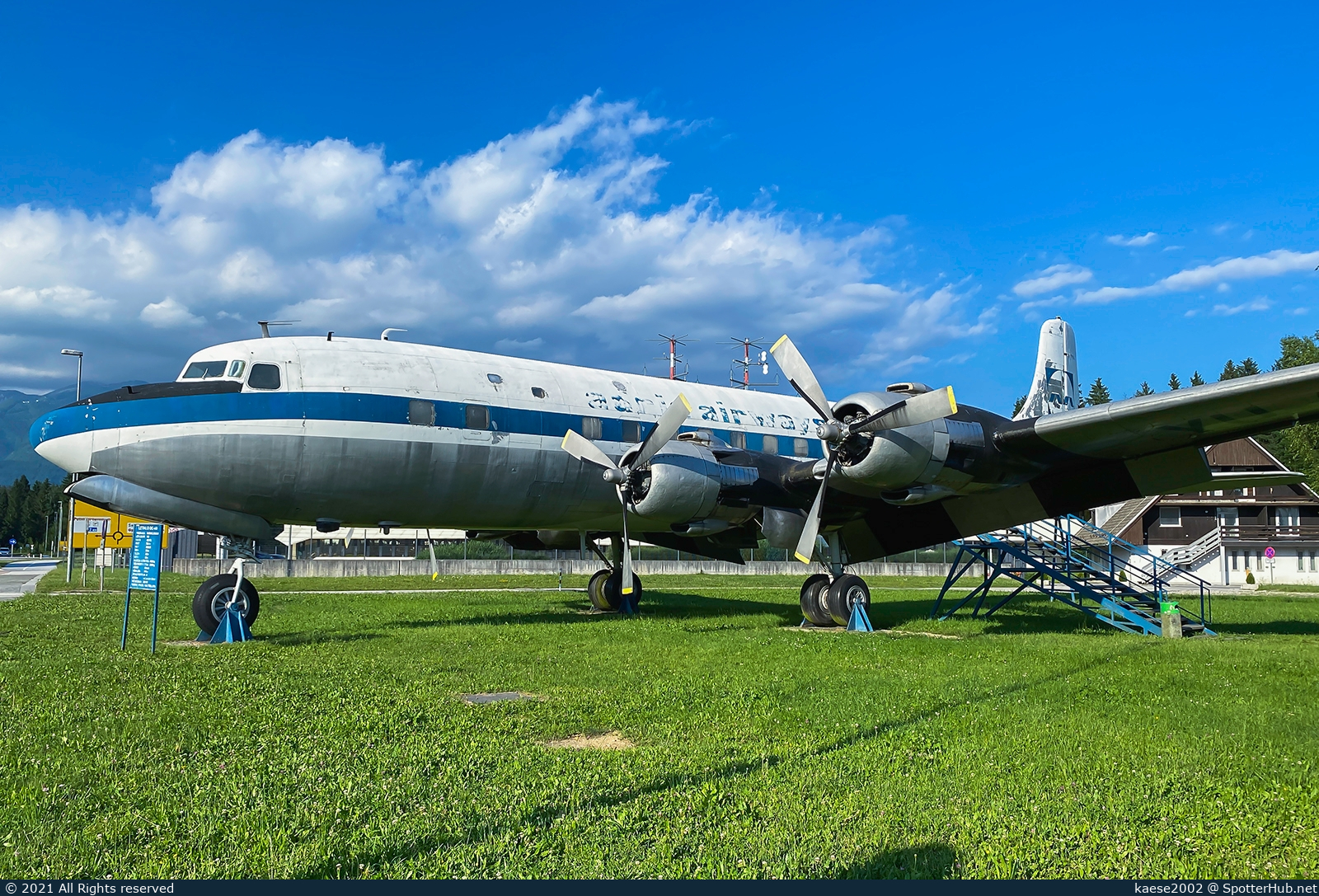 Full size image