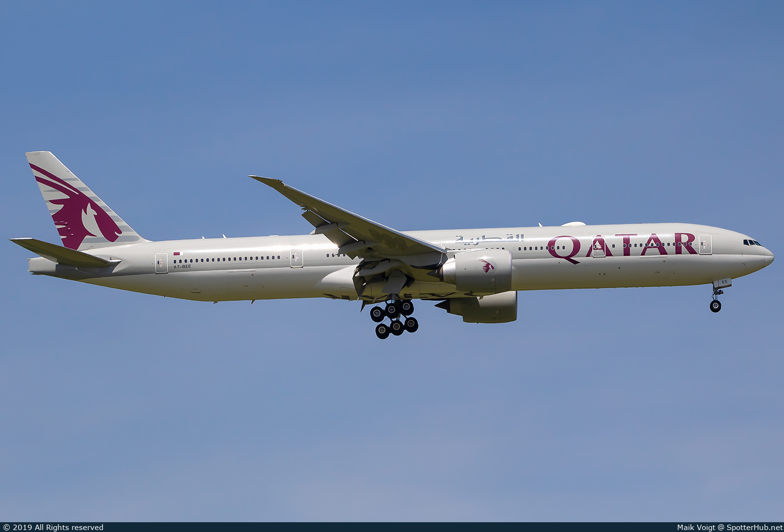 Photo of A7-BEE - Boeing 777-3DZ(ER) operated by Qatar Airways