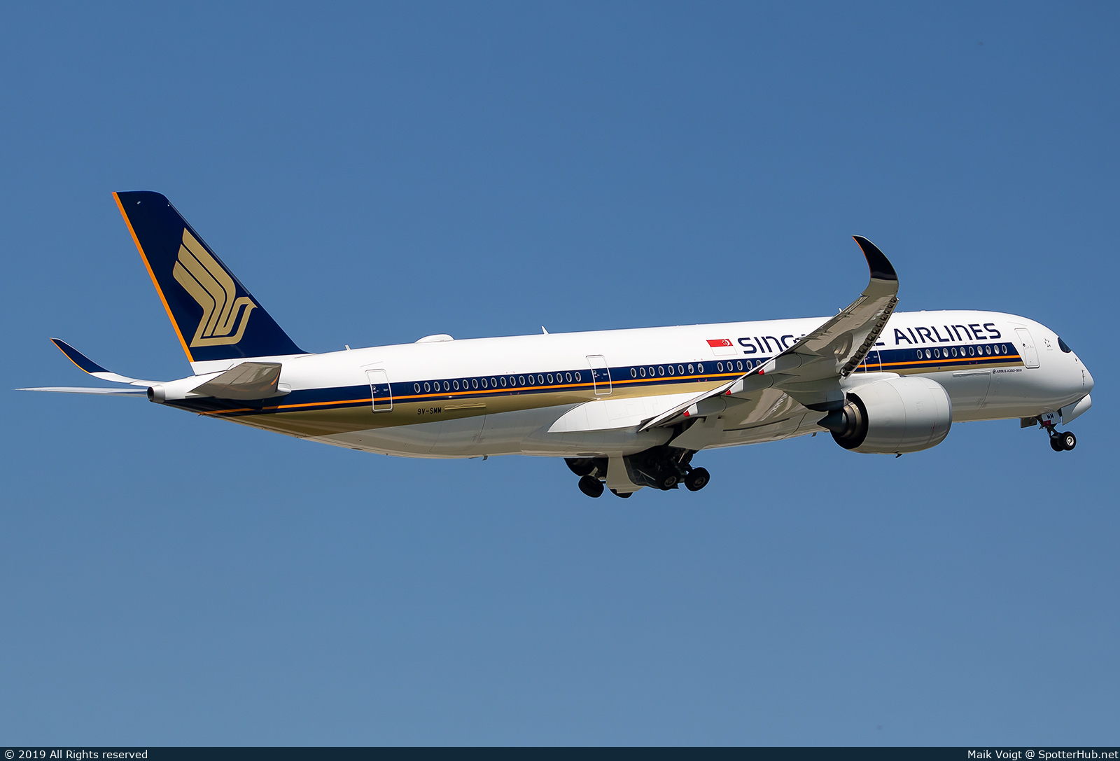 Photo of 9V-SMM - Airbus A350-941 operated by Singapore Airlines