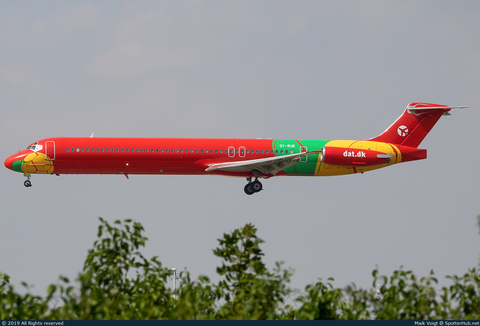 Photo of OY-RUE - McDonnell Douglas MD-83 operated by DAT Danish Air Transport