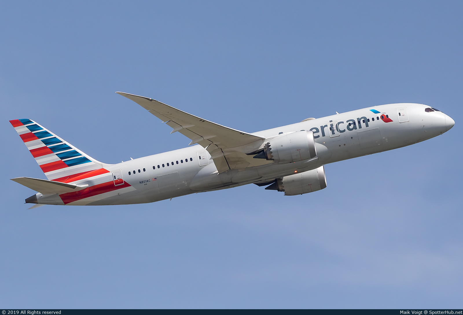 Photo of N801AC - Boeing 787-8 Dreamliner operated by American Airlines