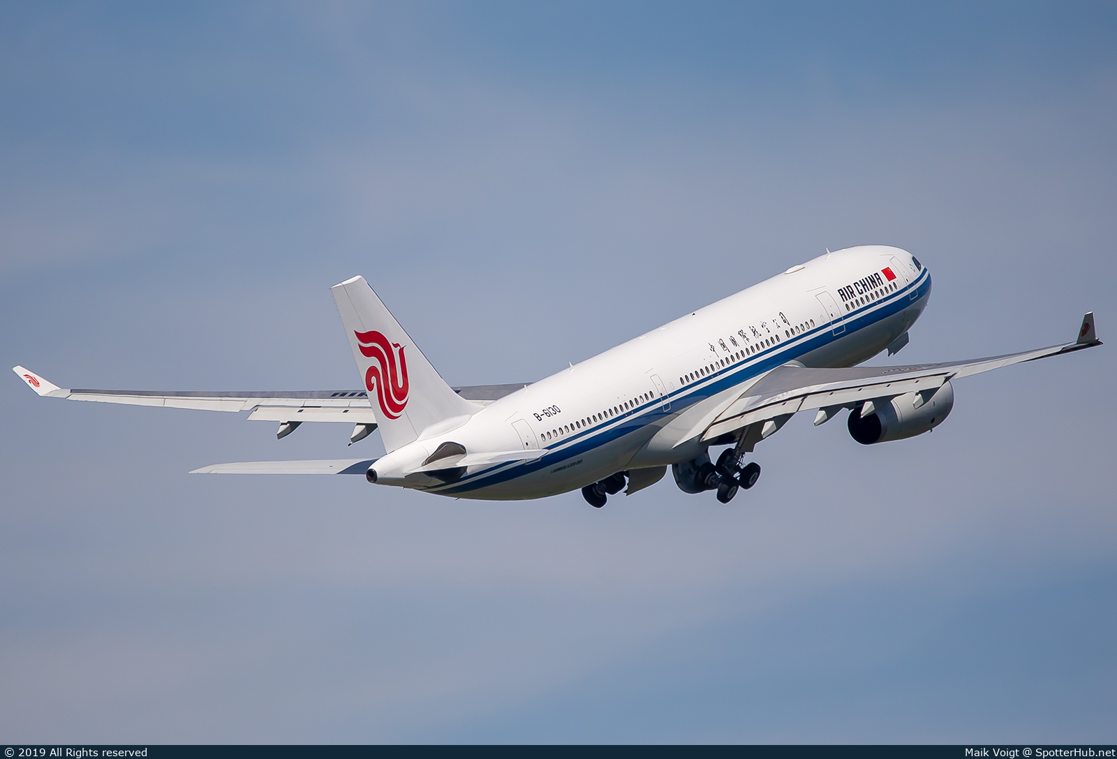 Photo of B-6130 - Airbus A330-243 operated by Air China