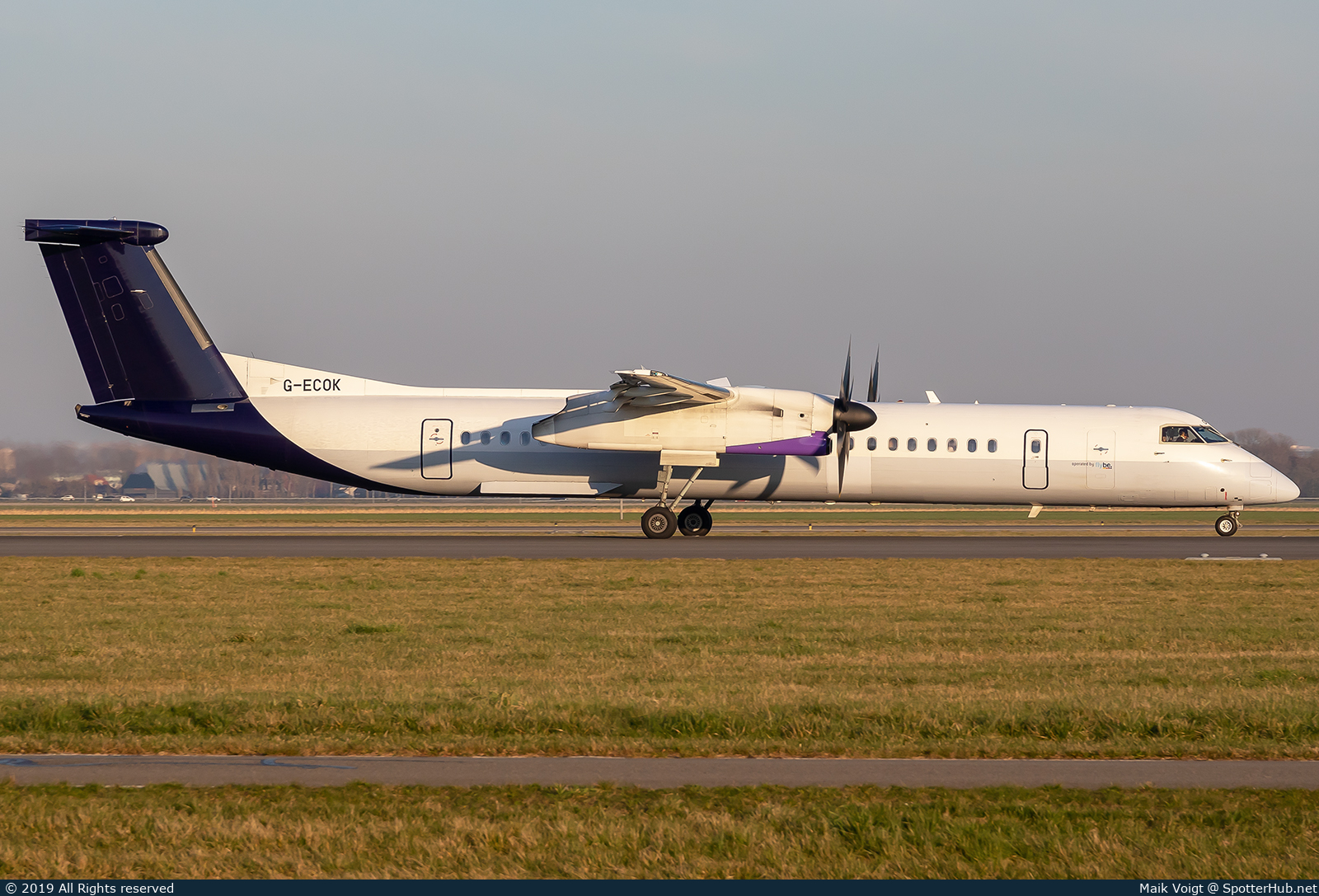 Photo of G-ECOK - Bombardier DHC-8-402 Dash 8 Q400 operated by flybe