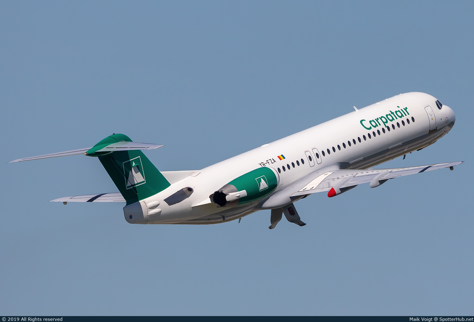 Photo of YR-FZA - Fokker 100 operated by Carpatair