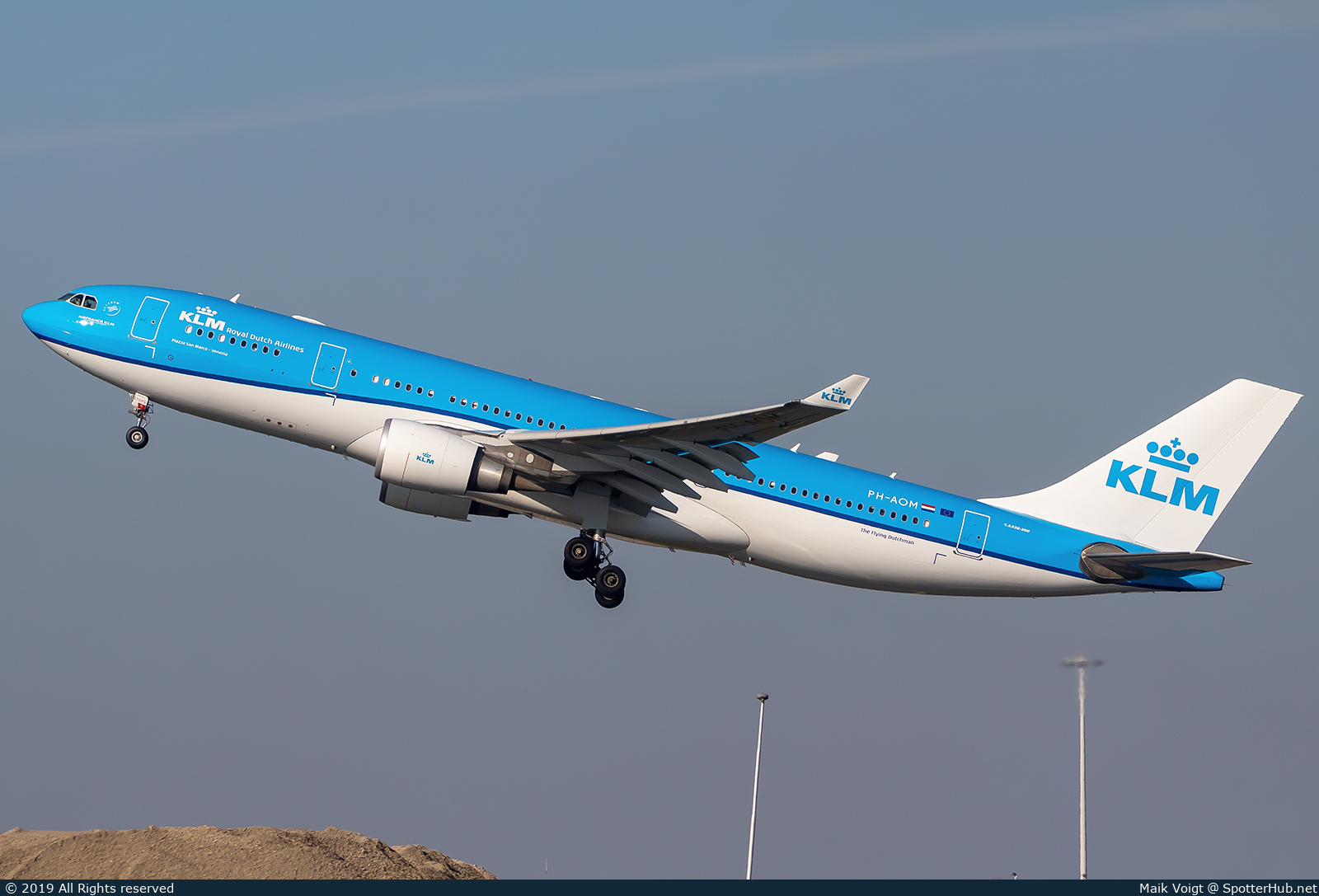 Photo of PH-AOM - Airbus A330-203 operated by KLM Royal Dutch Airlines