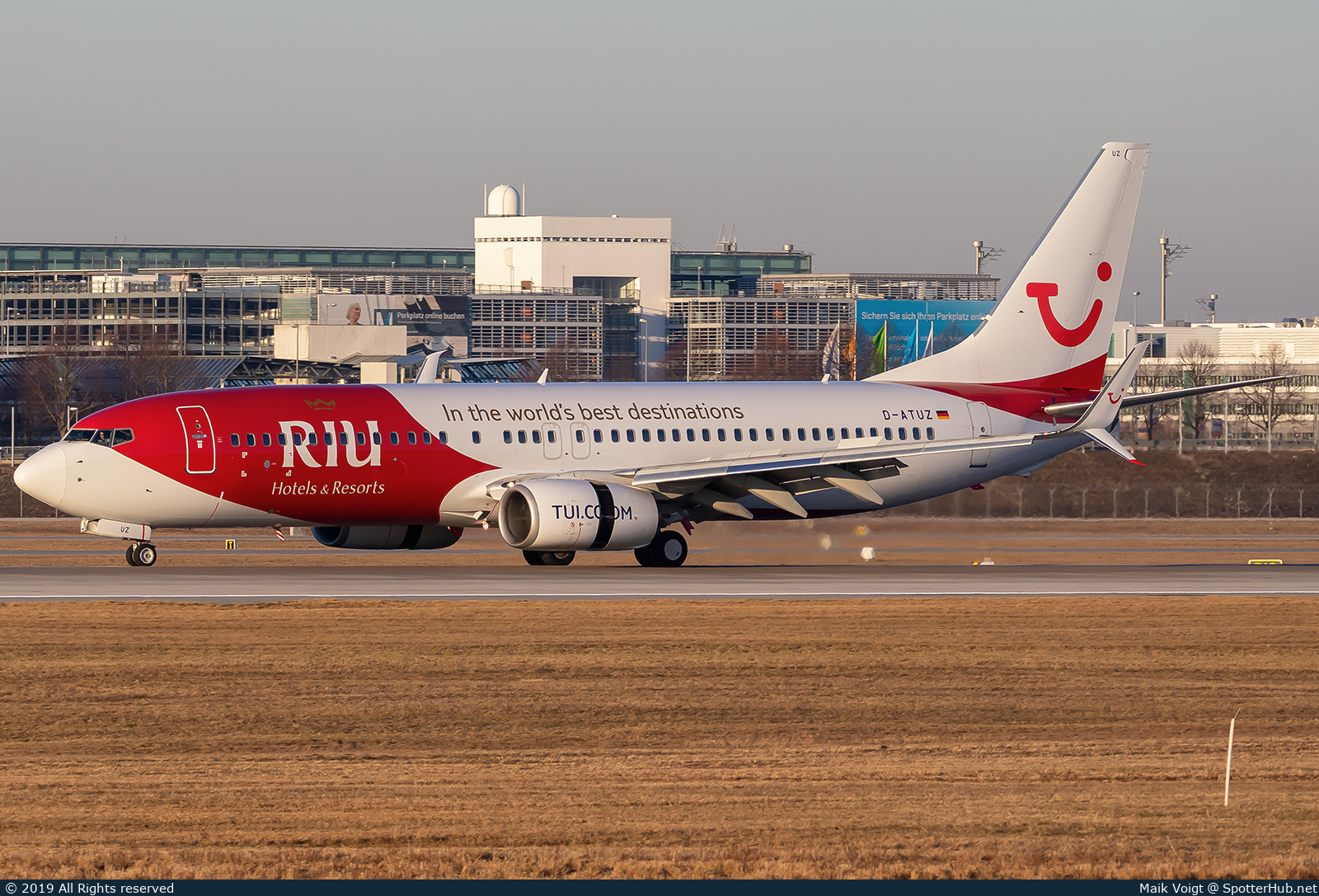 Photo of D-ATUZ - Boeing 737-8K5 operated by TUIfly