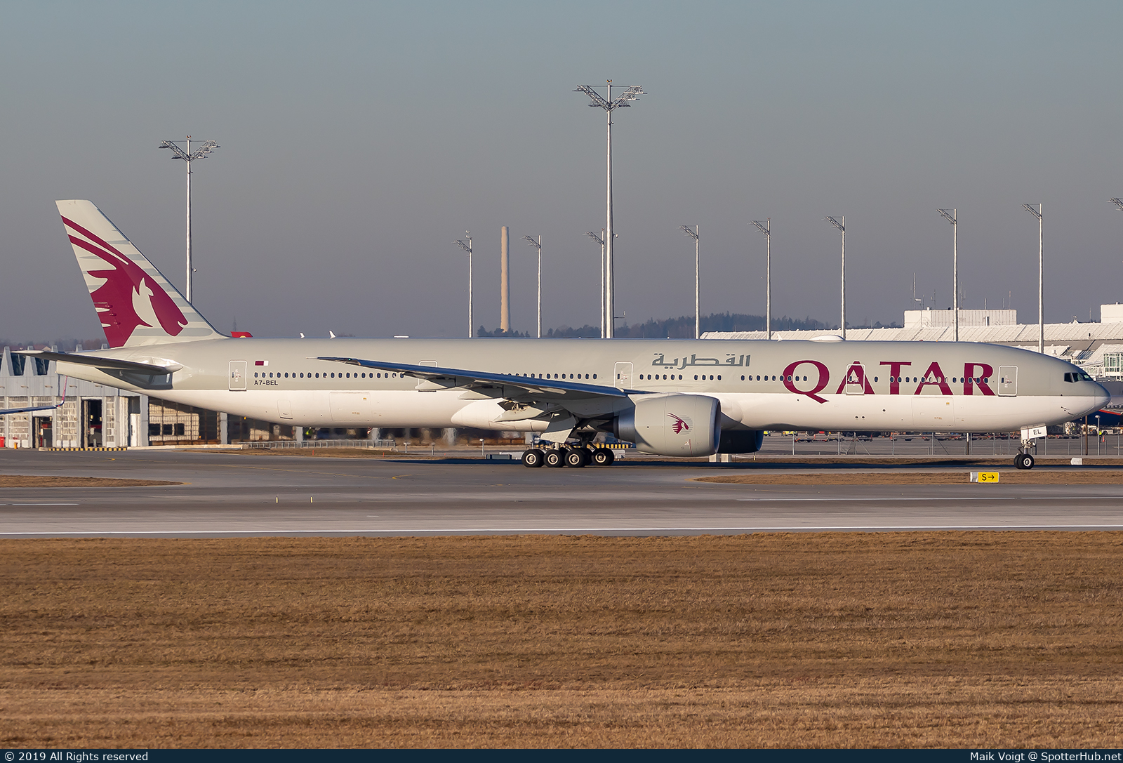 Photo of A7-BEL - Boeing 777-3DZ(ER) operated by Qatar Airways