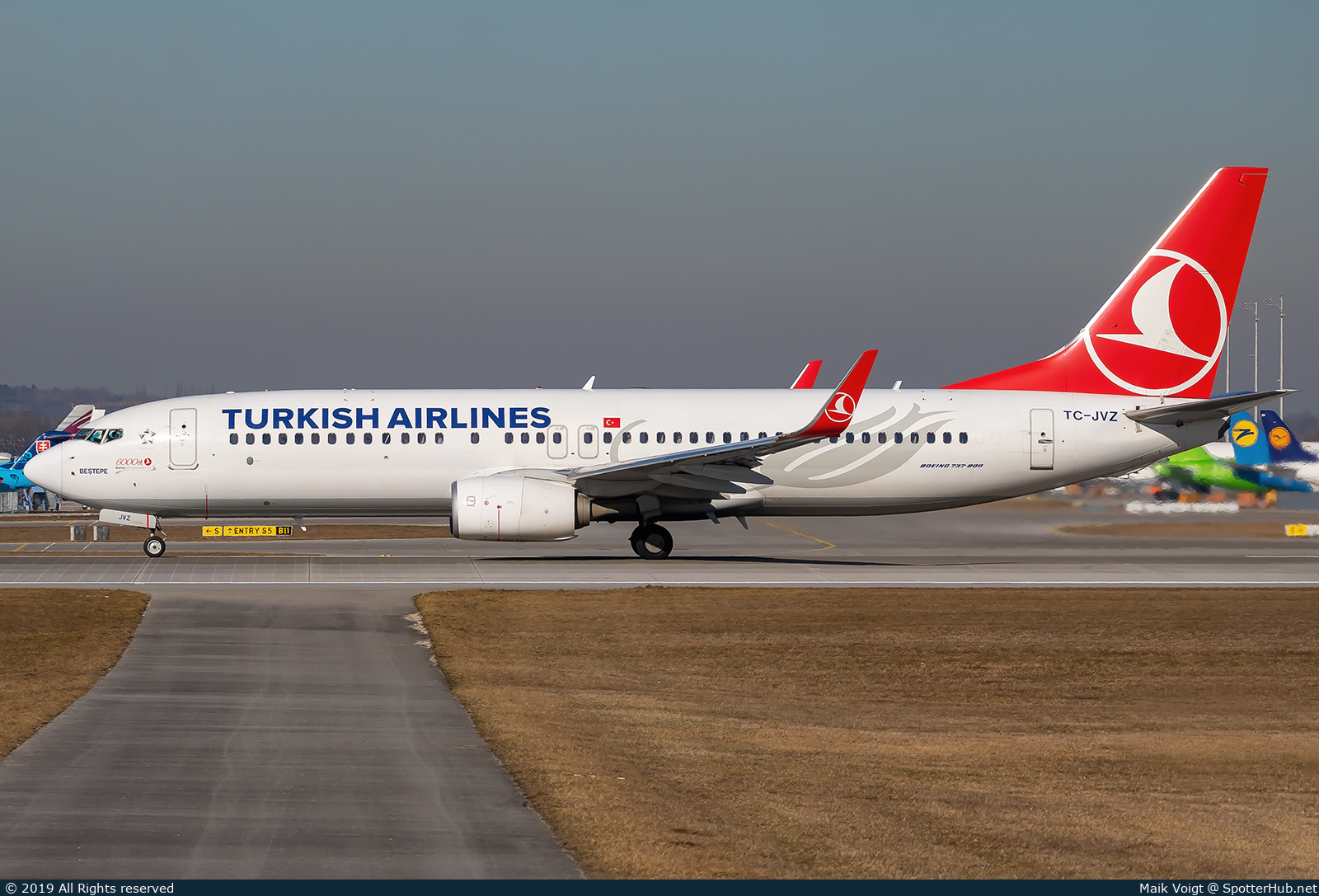 Photo of TC-JVZ - Boeing 737-8F2 operated by Turkish Airlines