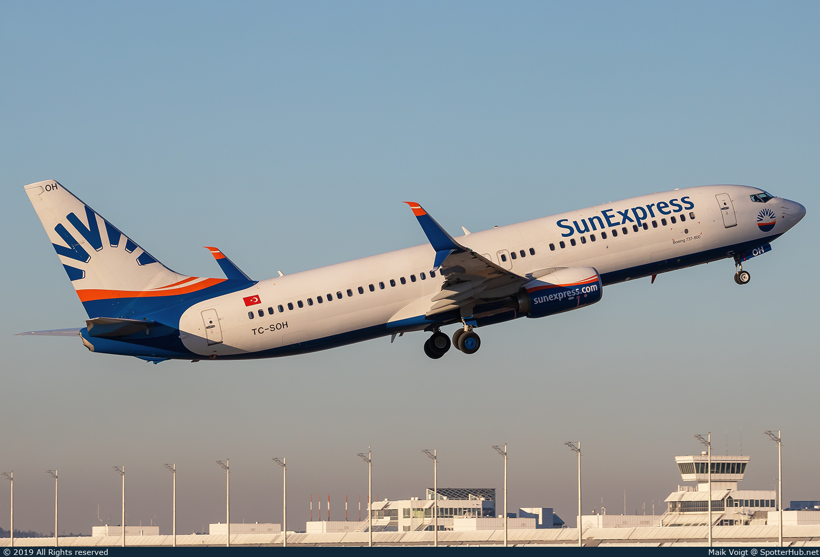 Photo of TC-SOH - Boeing 737-8HC operated by SunExpress
