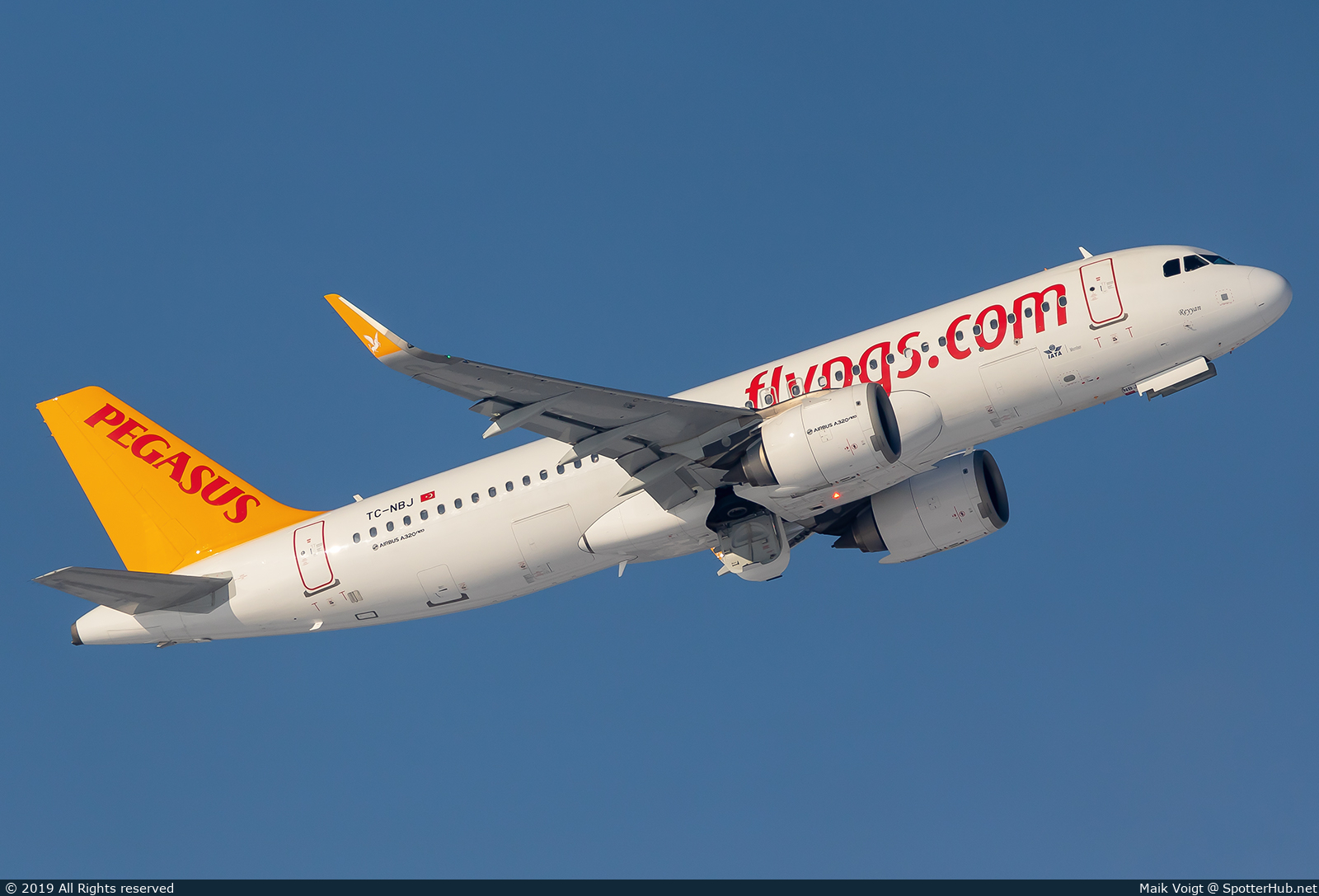 Photo of TC-NBJ - Airbus A320-251N operated by Pegasus Airlines