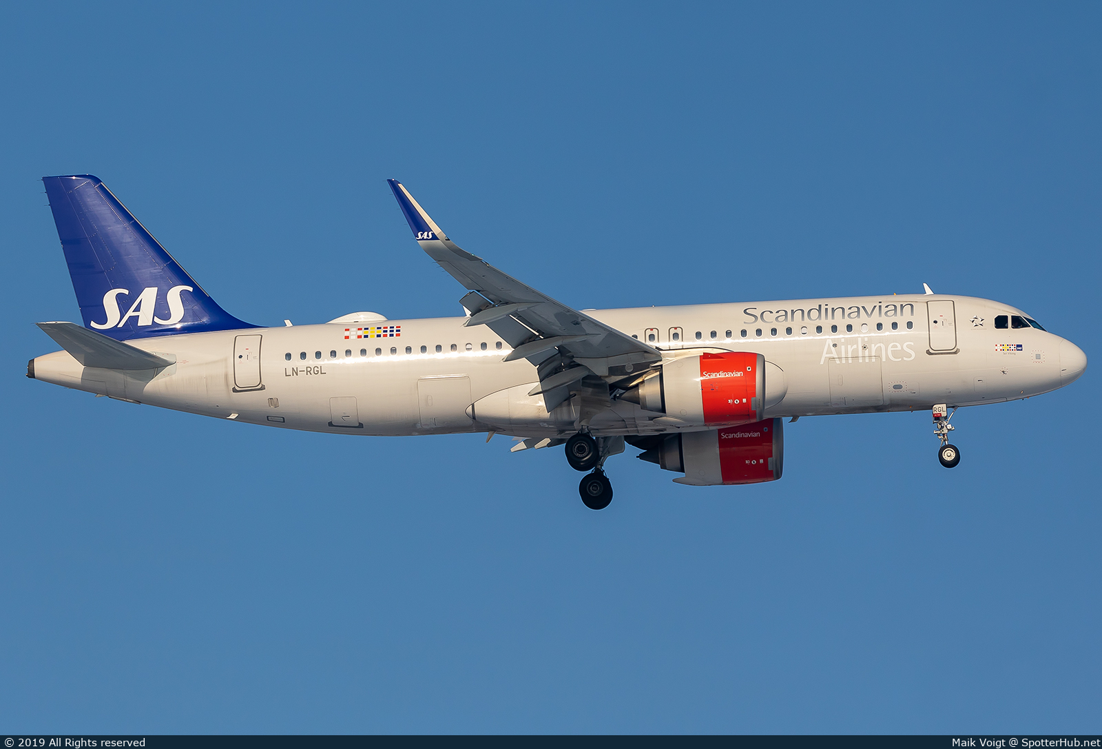 Photo of LN-RGL - Airbus A320-251N operated by SAS Scandinavian Airlines
