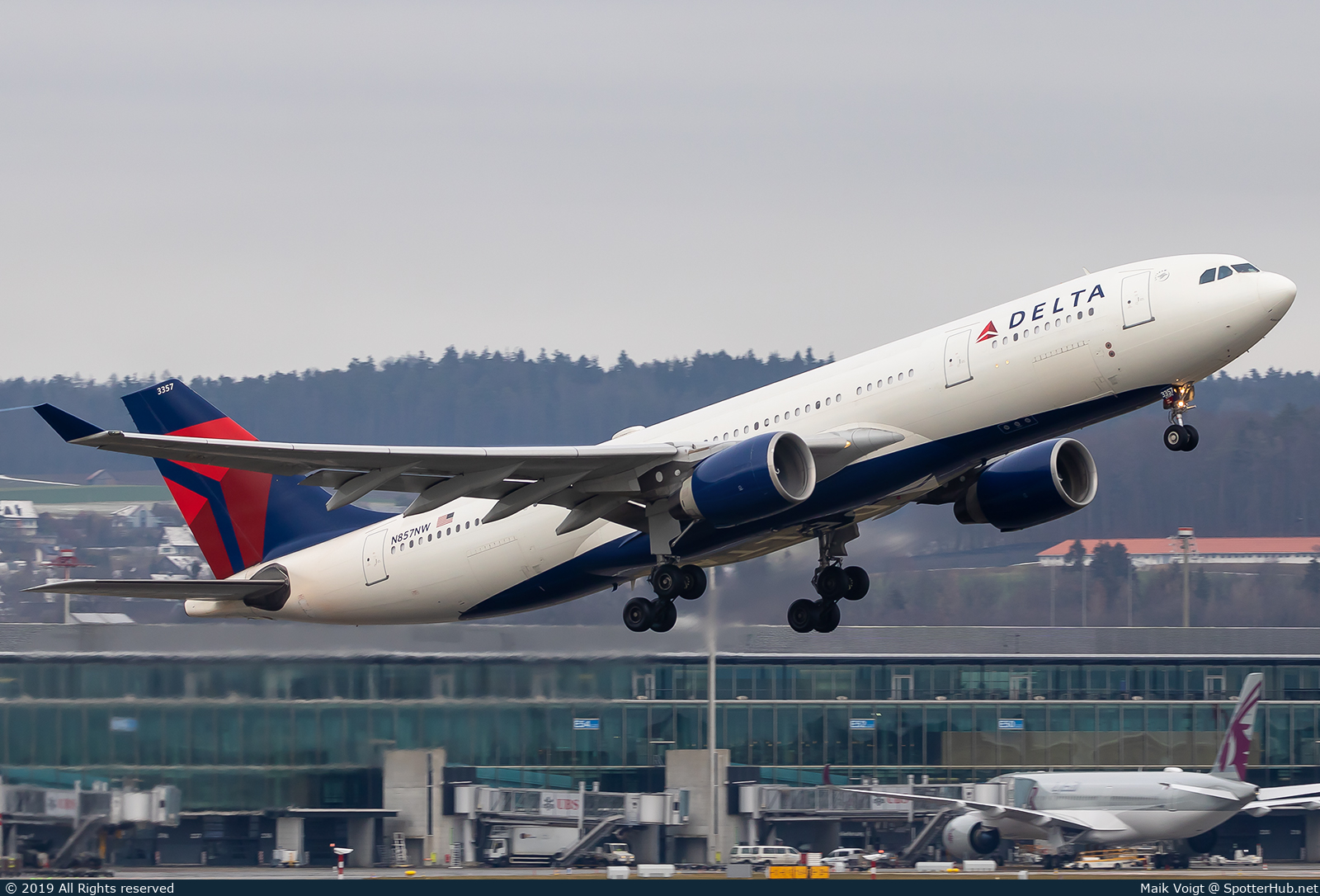 Photo of N857NW - Airbus A330-223 operated by Delta Air Lines