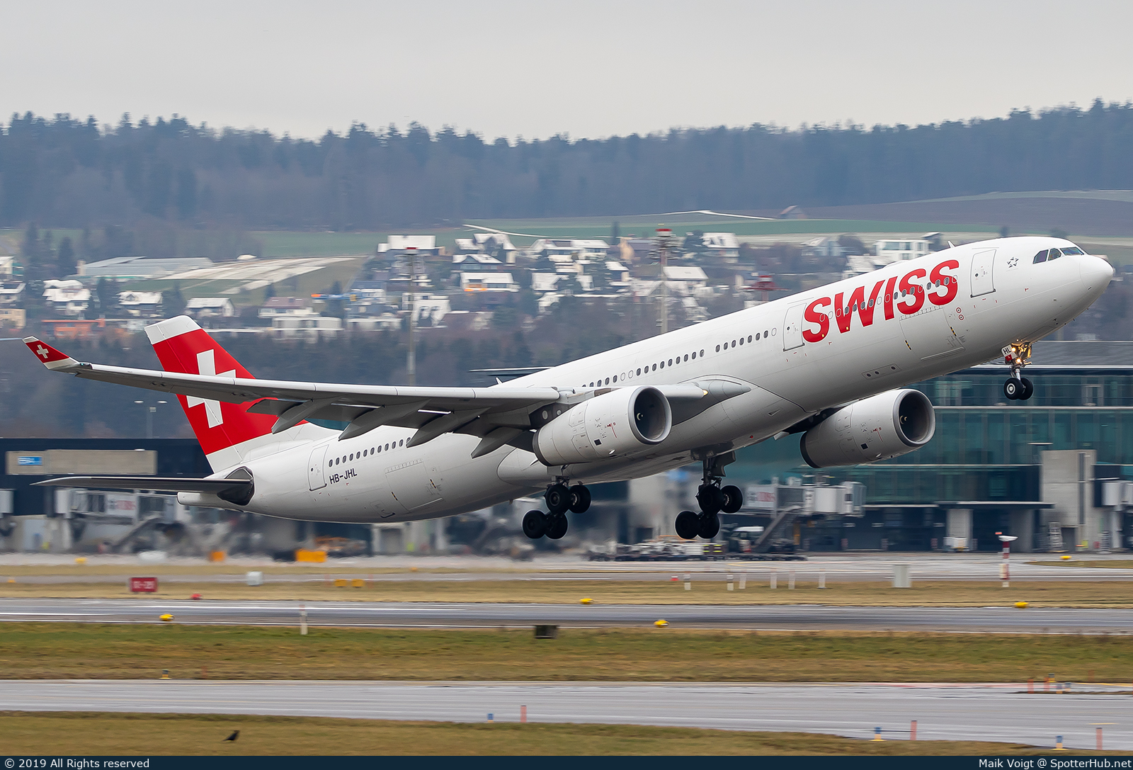 Photo of HB-JHL - Airbus A330-343 operated by Swiss International Air Lines