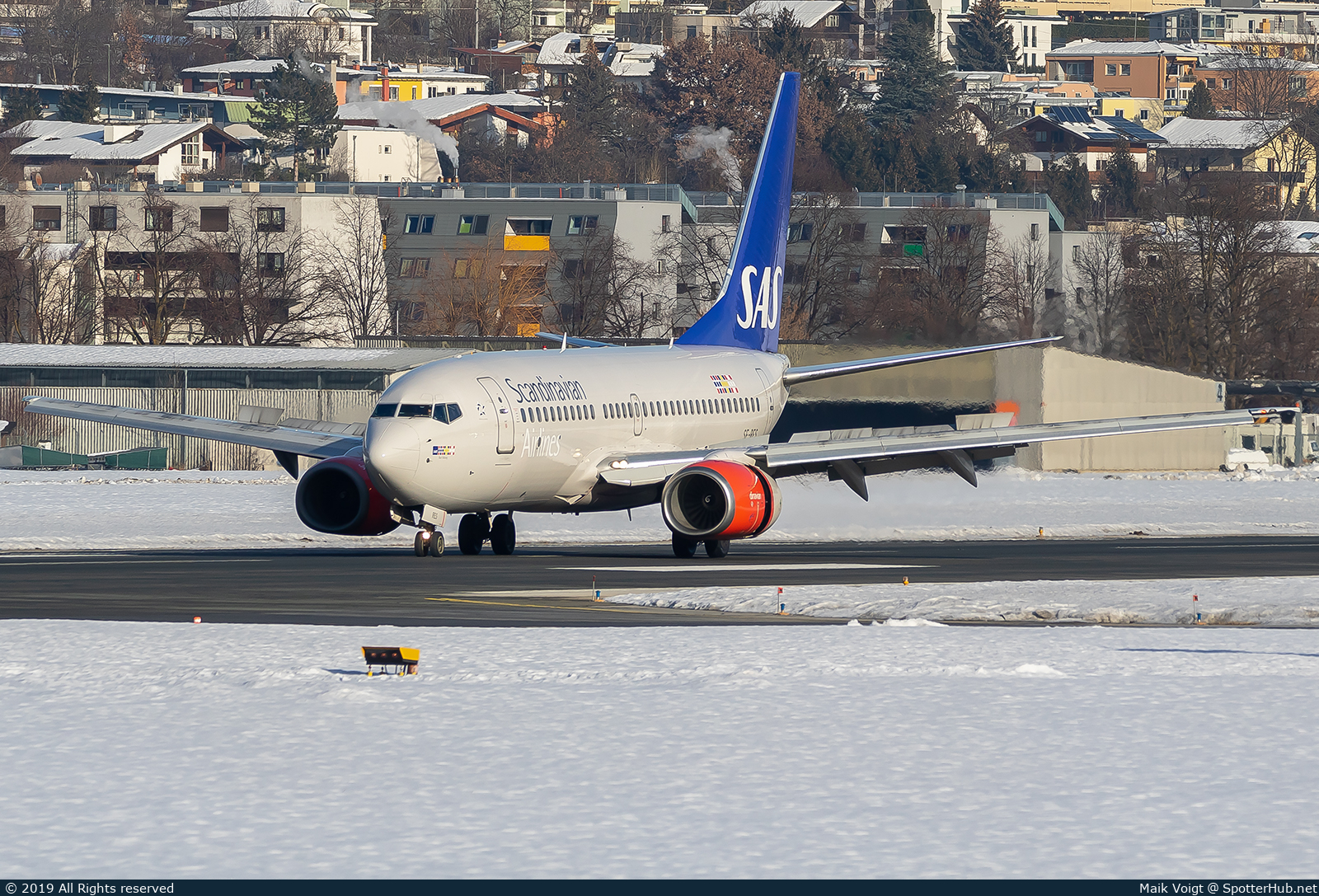 Photo of SE-RES - Boeing 737-7BX operated by SAS Scandinavian Airlines