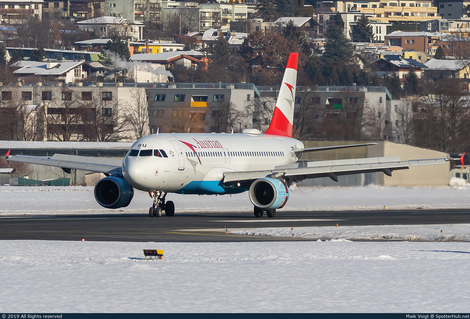 Photo of OE-LBU - Airbus A320-214 operated by Austrian Airlines