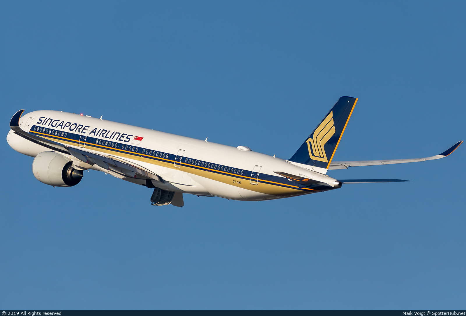 Photo of 9V-SMC - Airbus A350-941 operated by Singapore Airlines
