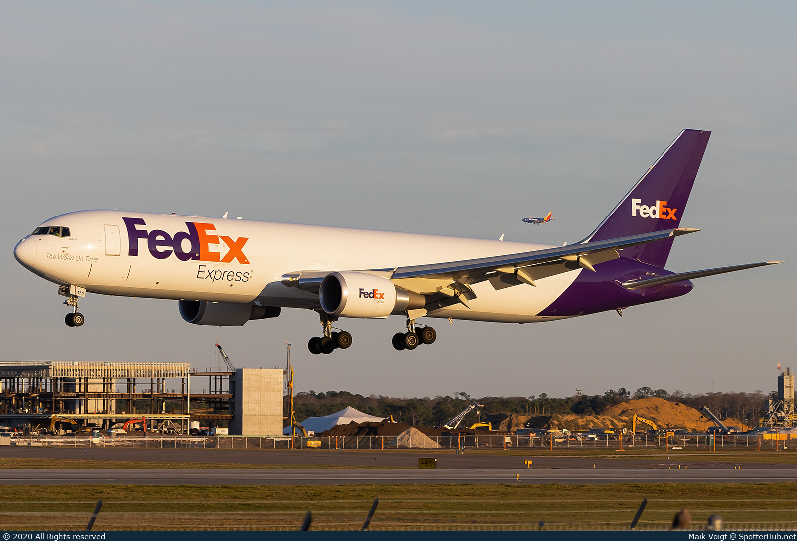 Photo of N172FE - Boeing 767-3S2F operated by FedEx
