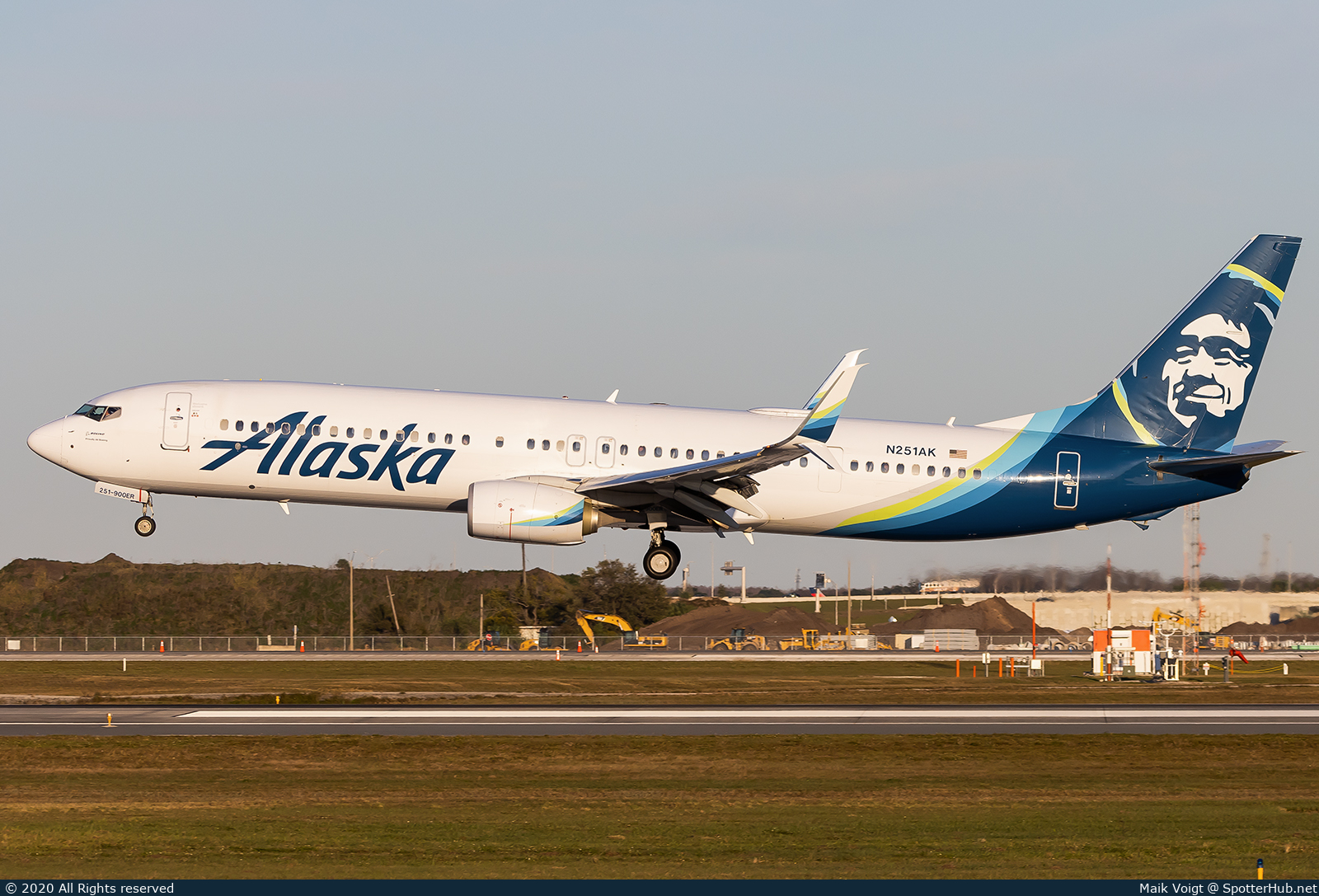 Photo of N251AK - Boeing 737-990(ER) operated by Alaska Airlines
