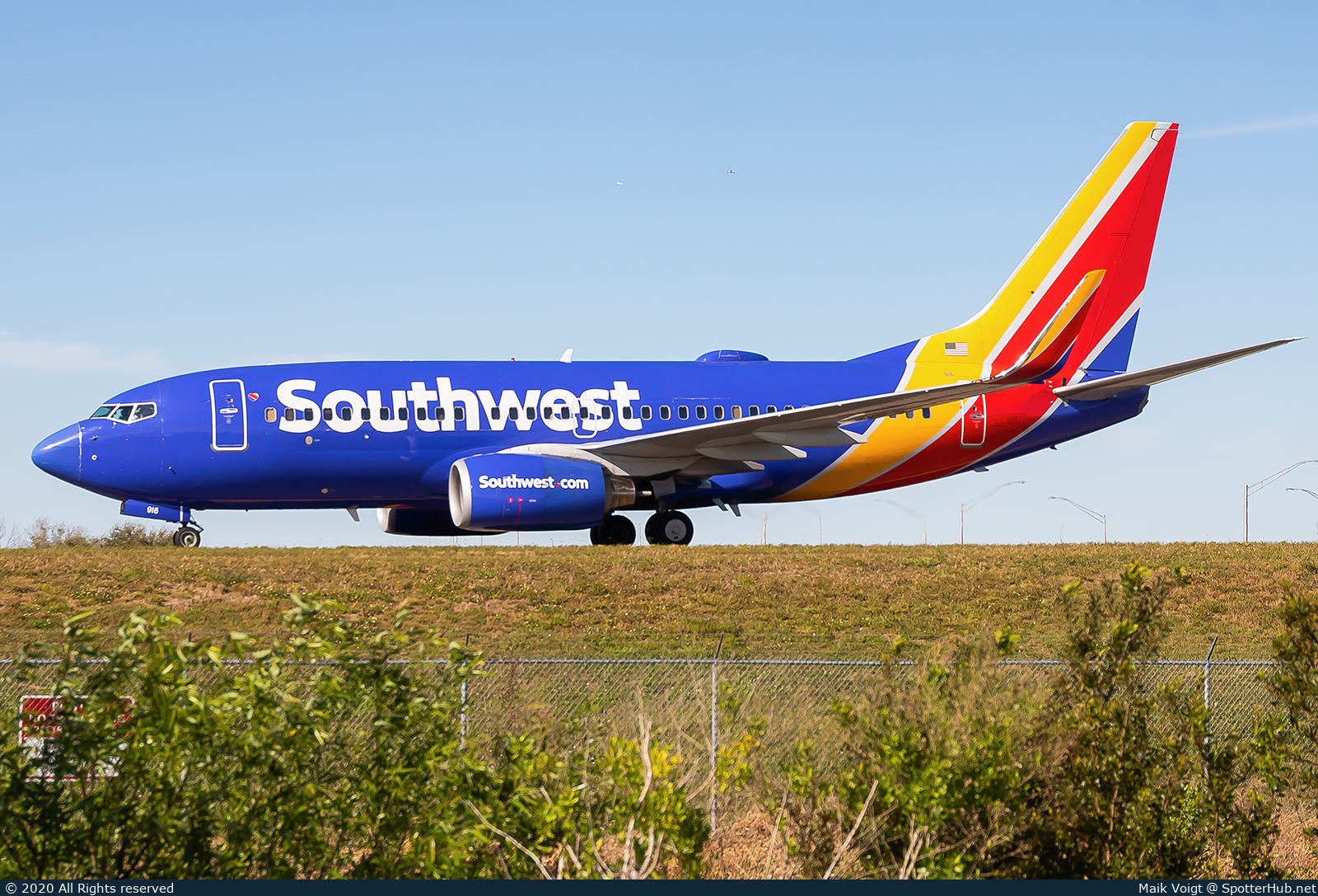Photo of N563WN - Boeing 737-752 operated by Southwest Airlines