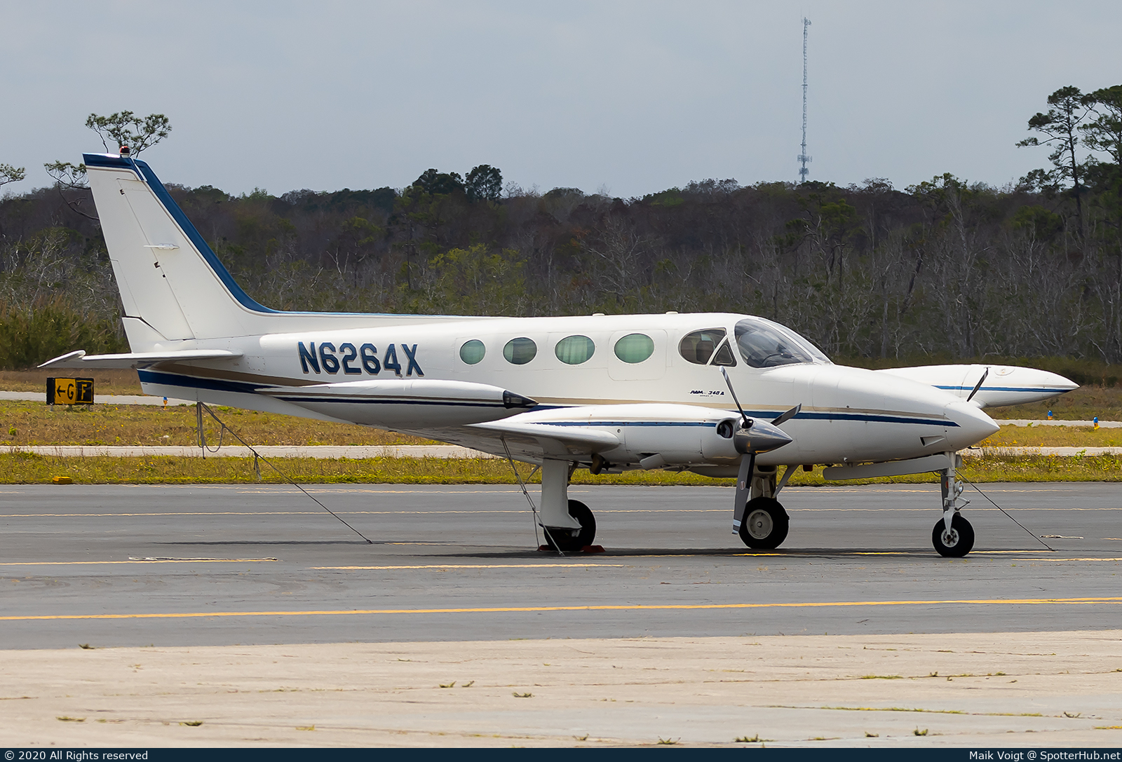 Photo of N6264X - Cessna 340A operated by Private