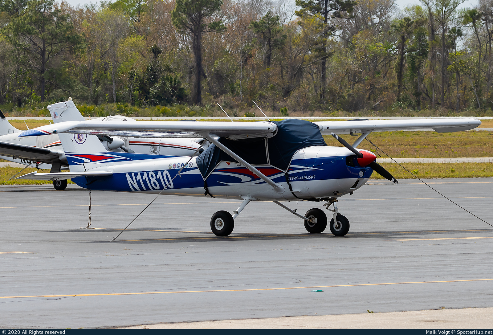 Photo of N11810 - Cessna 150L operated by Private