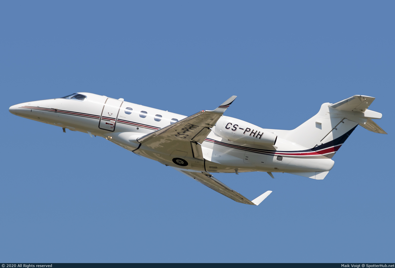 Photo of CS-PHH - Embraer Phenom 300 operated by NetJets Europe