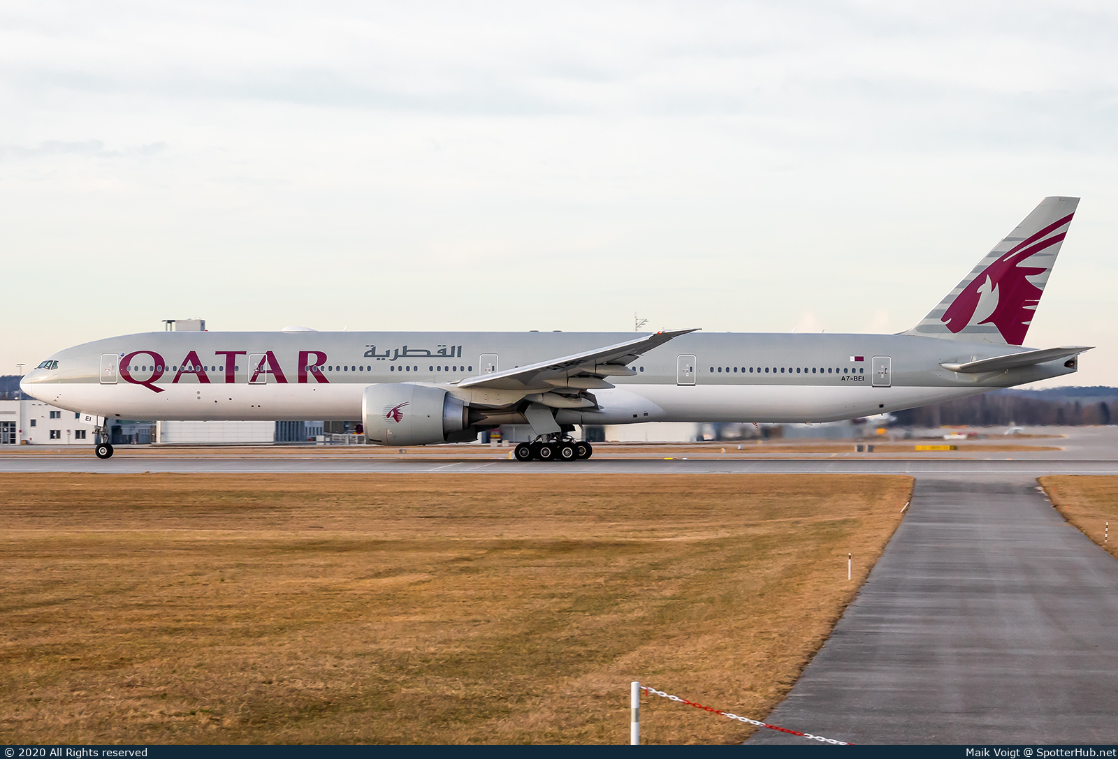Photo of A7-BEI - Boeing 777-3DZ(ER) operated by Qatar Airways