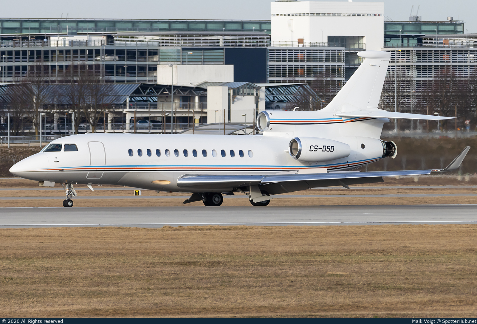 Photo of CS-DSD - Dassault Falcon 7X operated by Executive Jet Management Europe