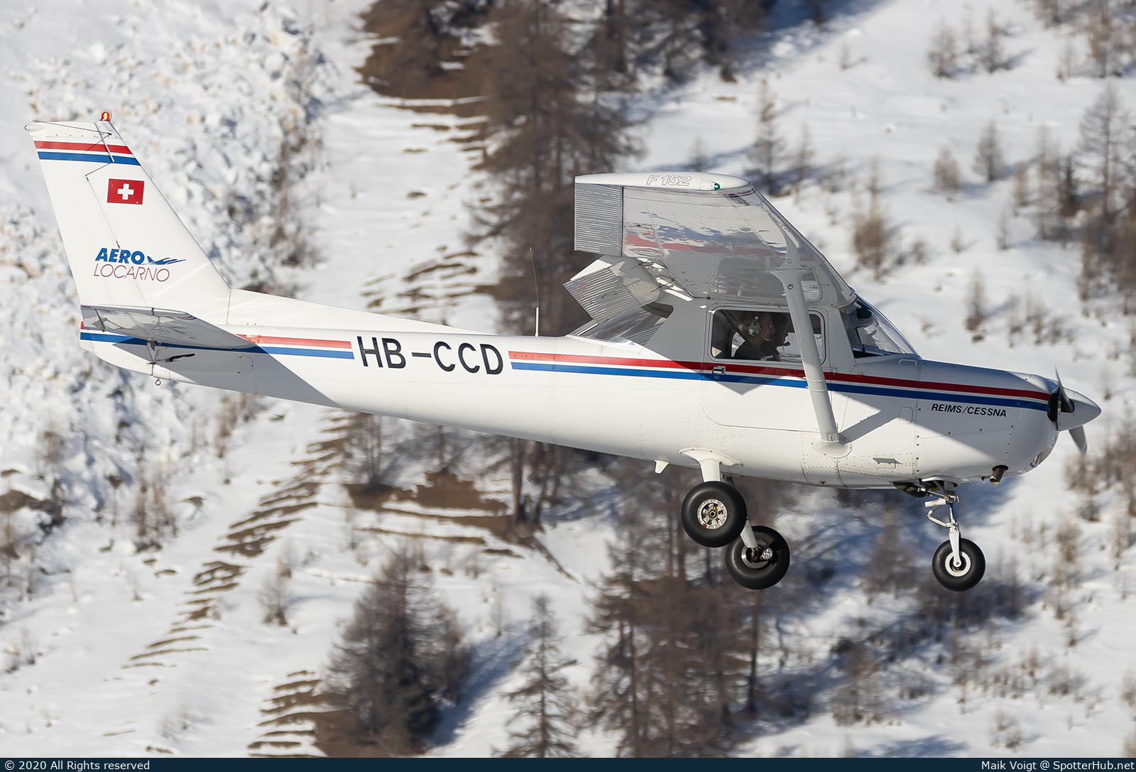 Photo of HB-CCD - Reims-Cessna F152 II operated by Aero Locarno