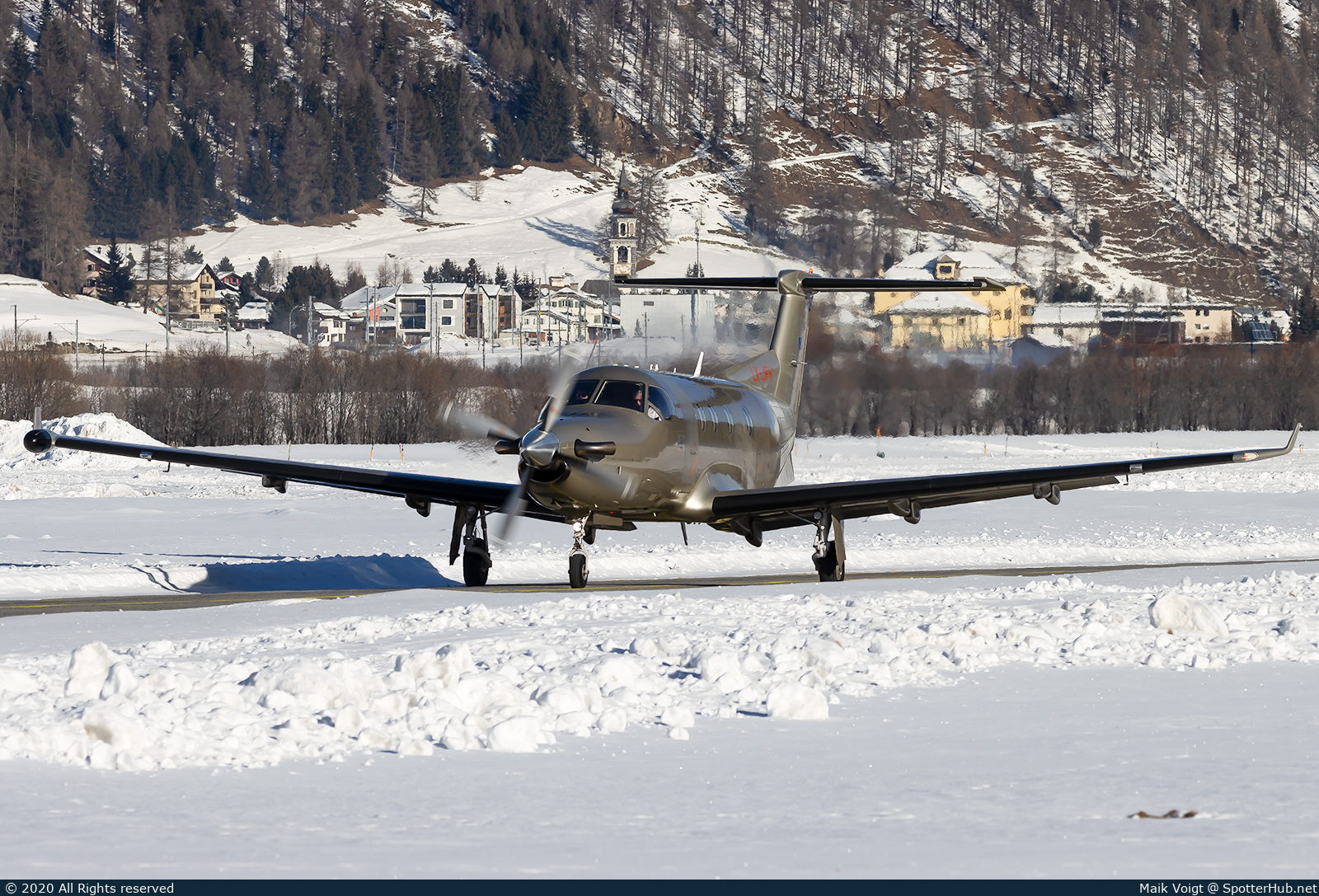 Photo of LX-JFH - Pilatus PC-12/45 operated by Jetfly Aviation