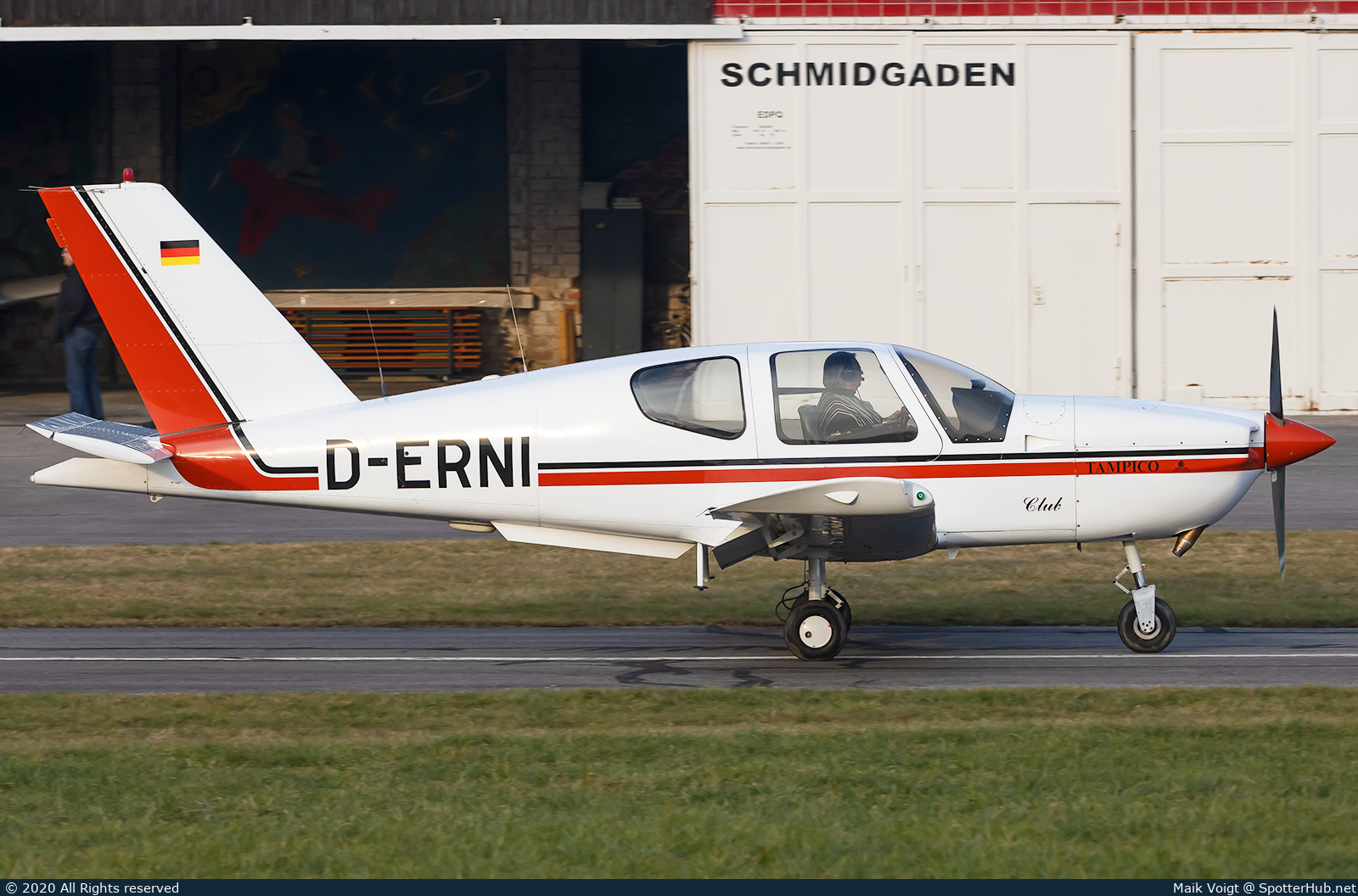 Photo of D-ERNI - SOCATA TB-9 Tampico