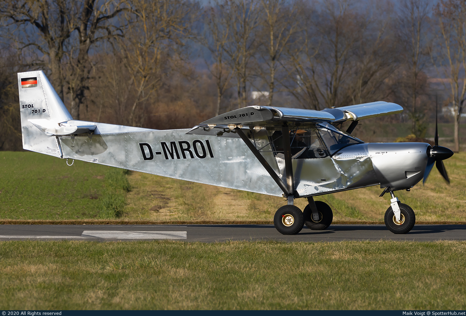 Photo of D-MROI - Zenair STOL CH 701 operated by Private
