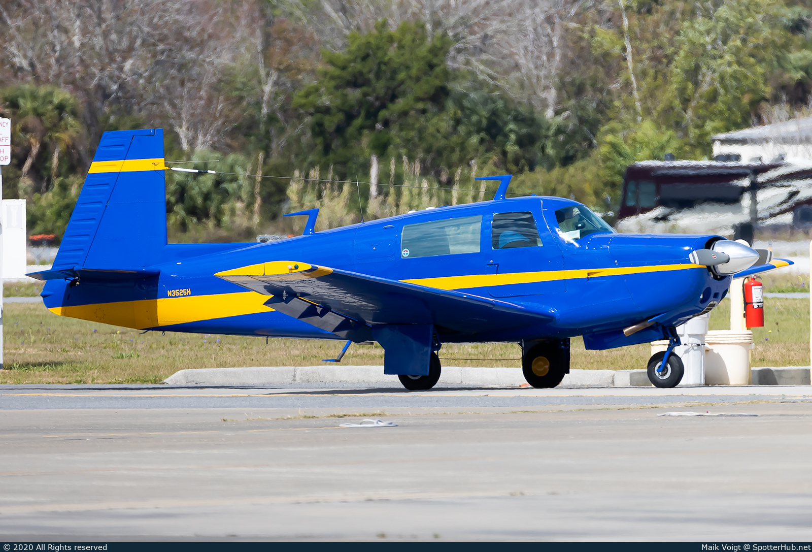Photo of N3525H - Mooney M20F Executive 21 operated by Private