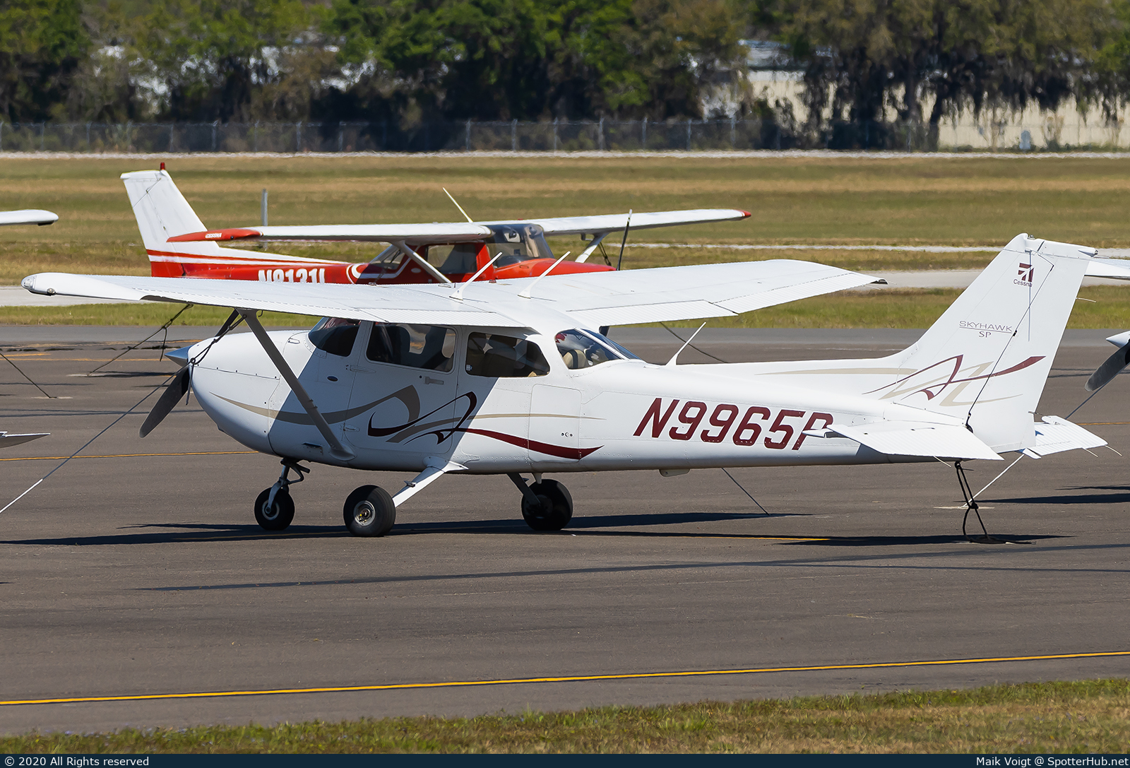 Photo of N9965P - Cessna 172S Skyhawk SP operated by Private