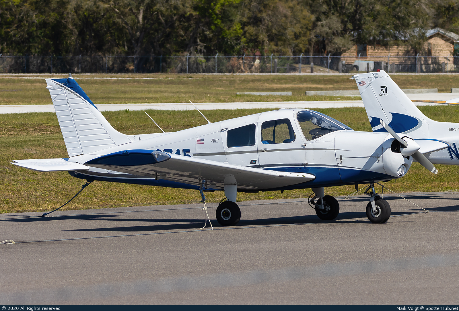 Photo of N33715 - Piper PA-28-140 Cherokee operated by Private