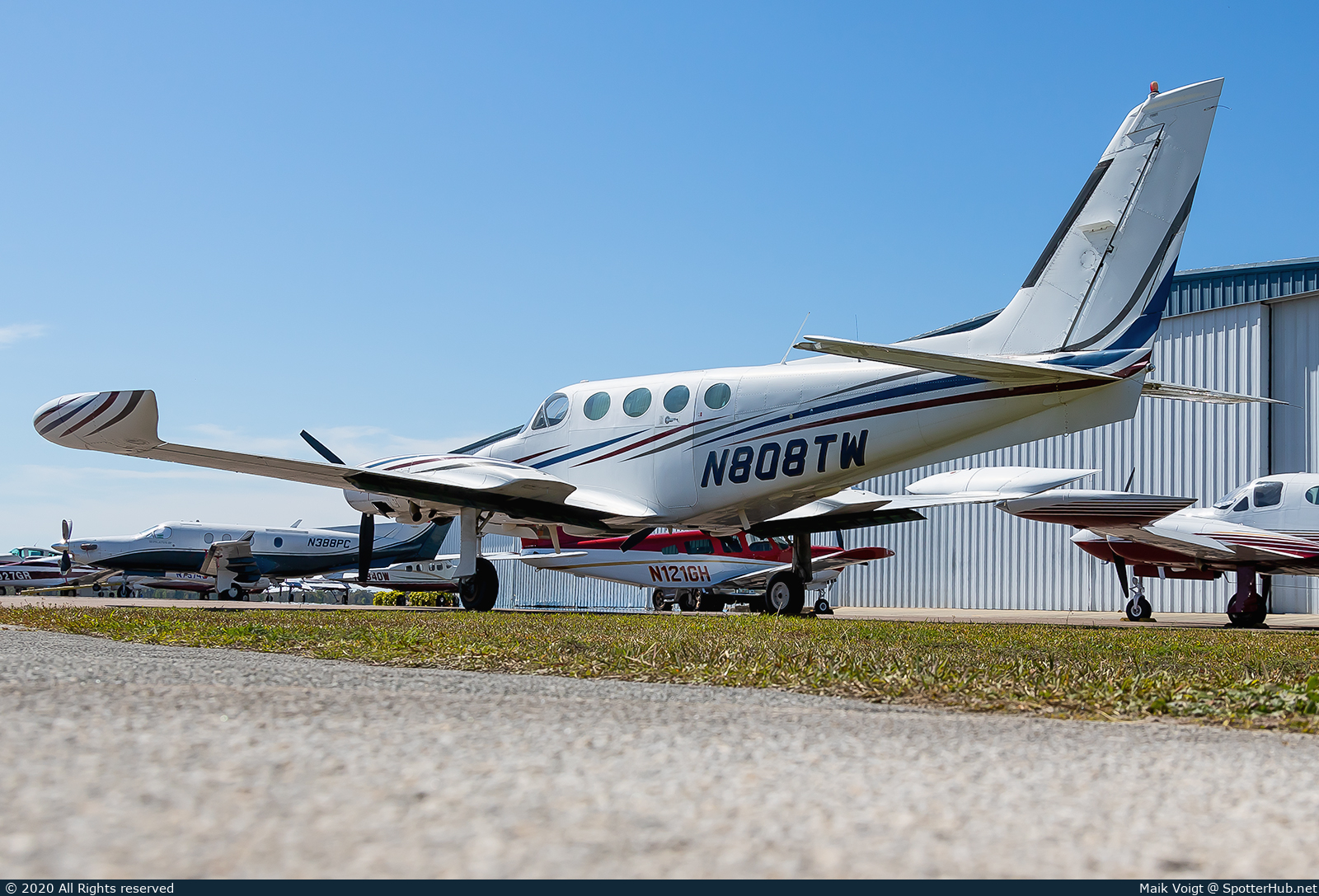 Photo of N808TW - Cessna 340A operated by Private