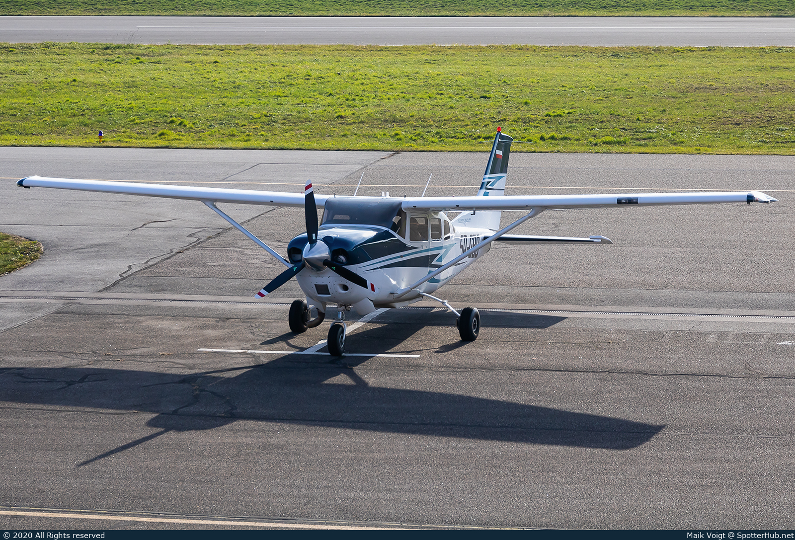 Photo of SP-GBB - Cessna T206H Turbo Stationair TC operated by Private