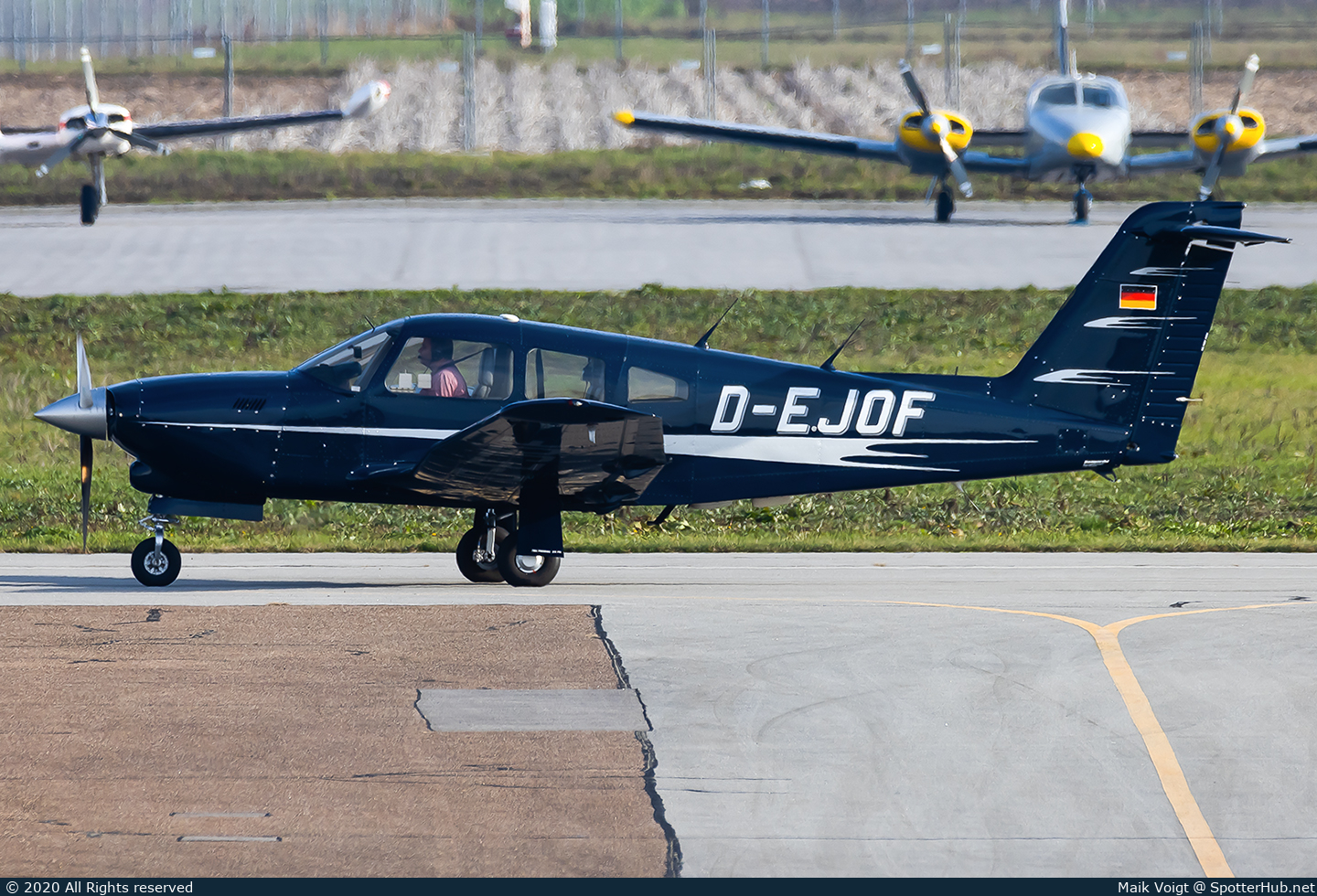 Photo of D-EJOF - Piper PA-28RT-201T Turbo Arrow IV operated by Red Baron Flying Club