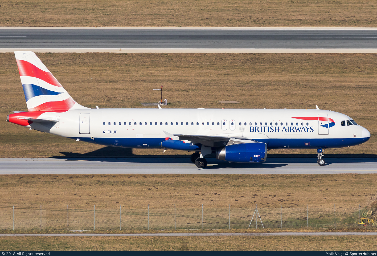 Photo of G-EUUF - Airbus A320-232 operated by British Airways