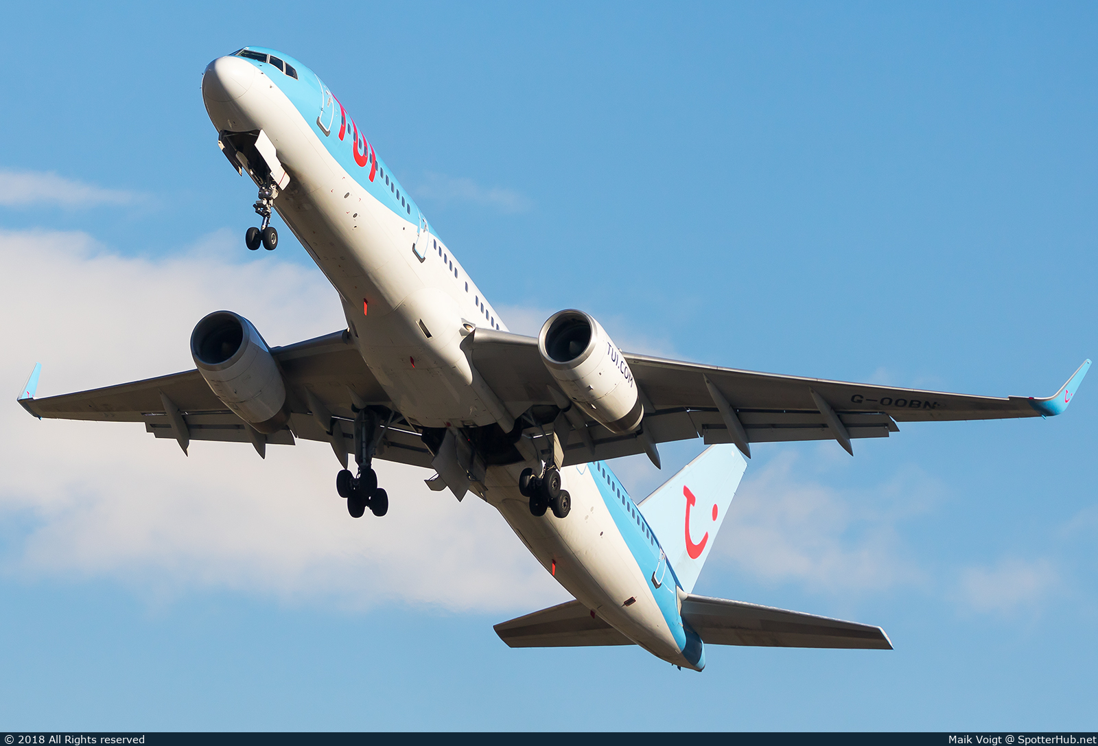 Photo of G-OOBN - Boeing 757-2G5 operated by TUI Airways