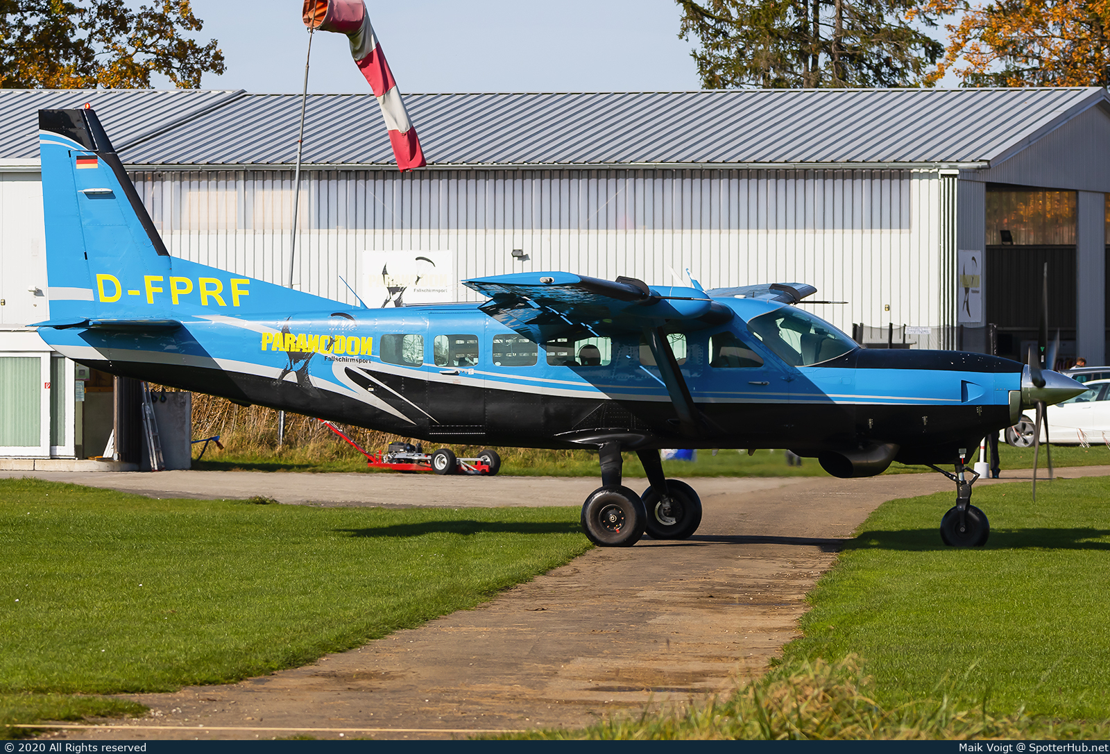Photo of D-FPRF - Cessna 208 Caravan operated by Paranodon Fallschirmsport