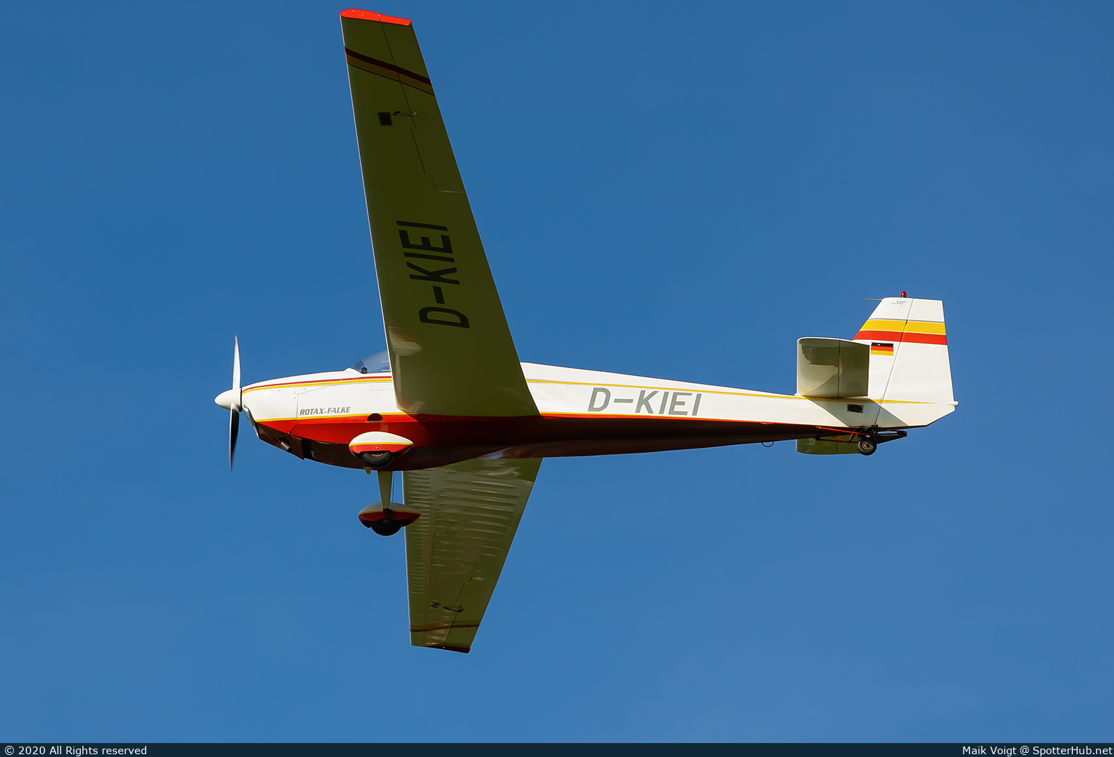 Photo of D-KIEI - Scheibe SF 25C Rotax-Falke operated by Private