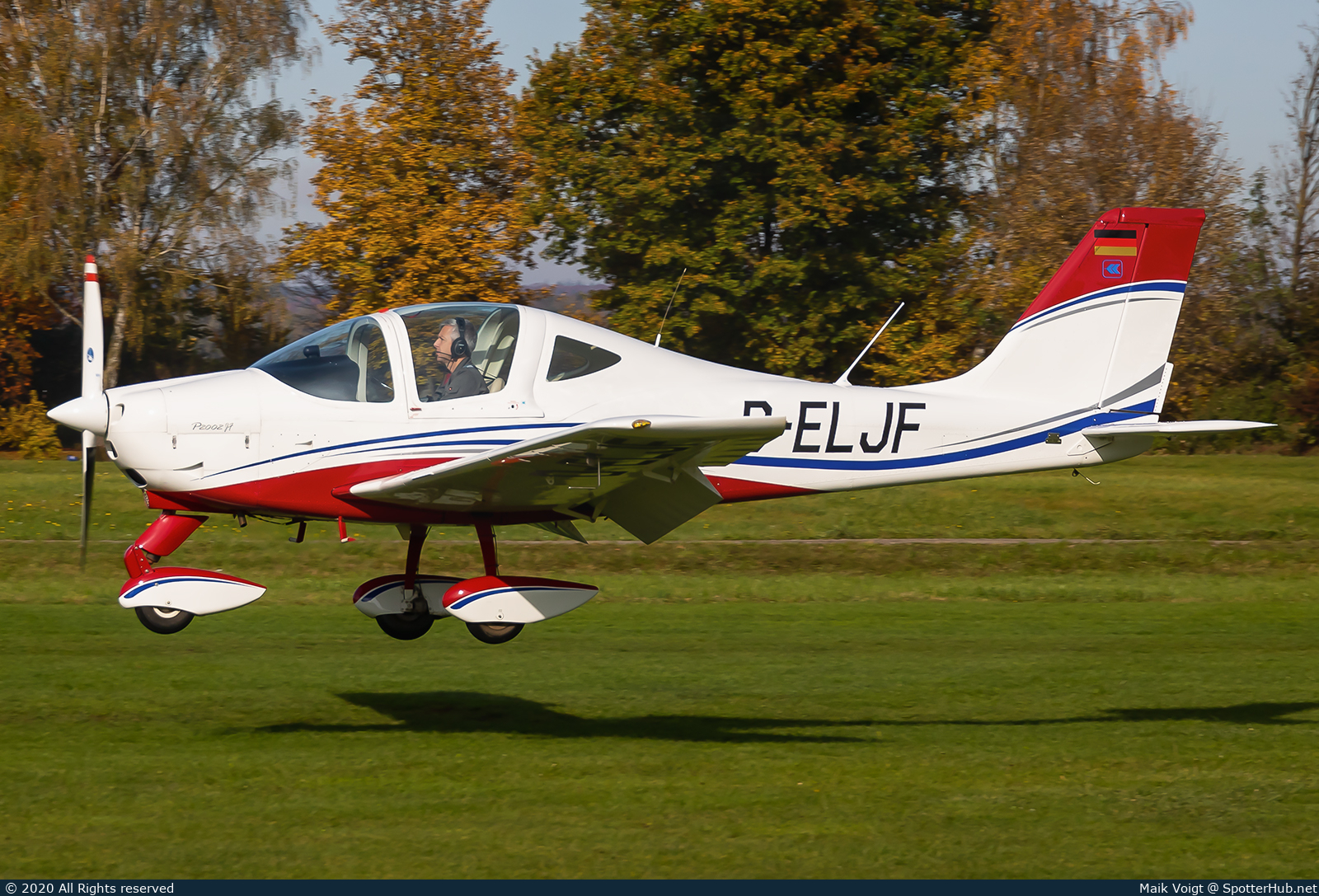 Photo of D-ELJF - Tecnam P2002JF Sierra operated by Luftsportverein Günzburg
