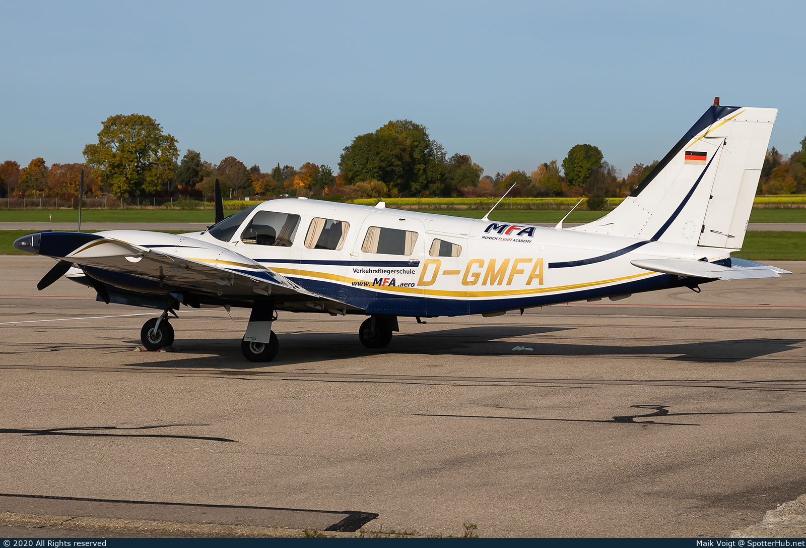 Photo of D-GMFA - Piper PA-34-220T Seneca III operated by MFA Munich Flight Academy
