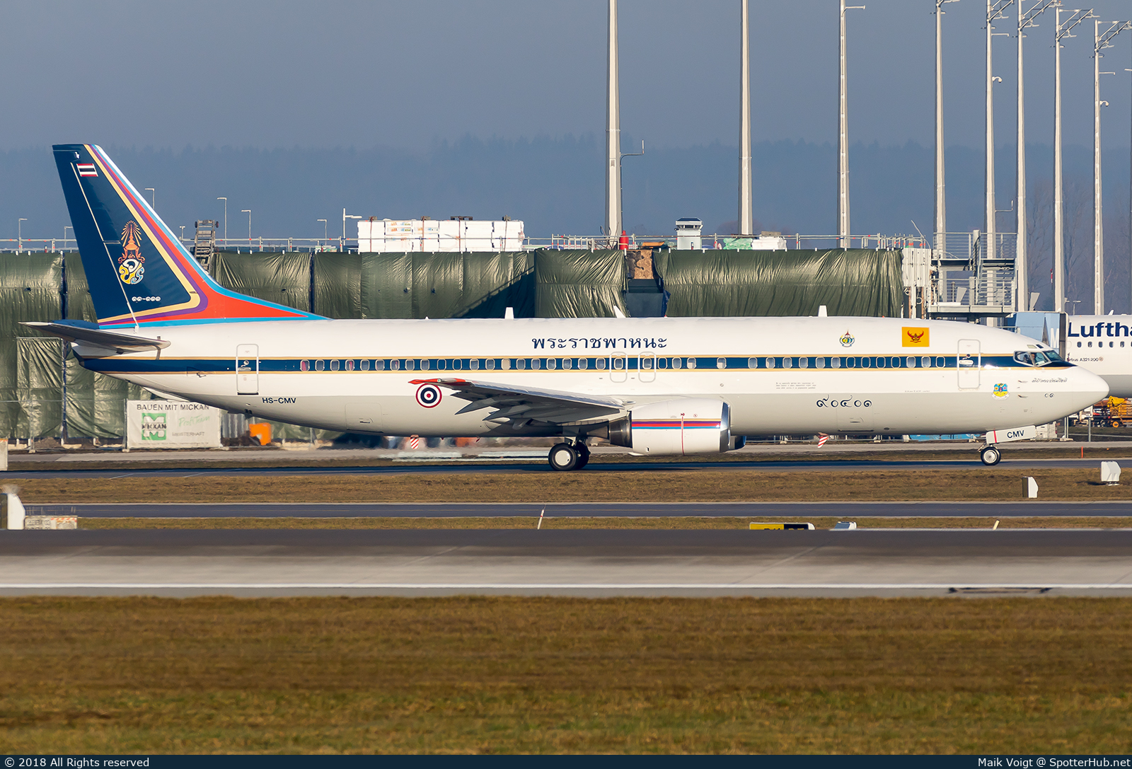 Photo of HS-CMV - Boeing 737-4Z6 operated by Royal Thai Air Force