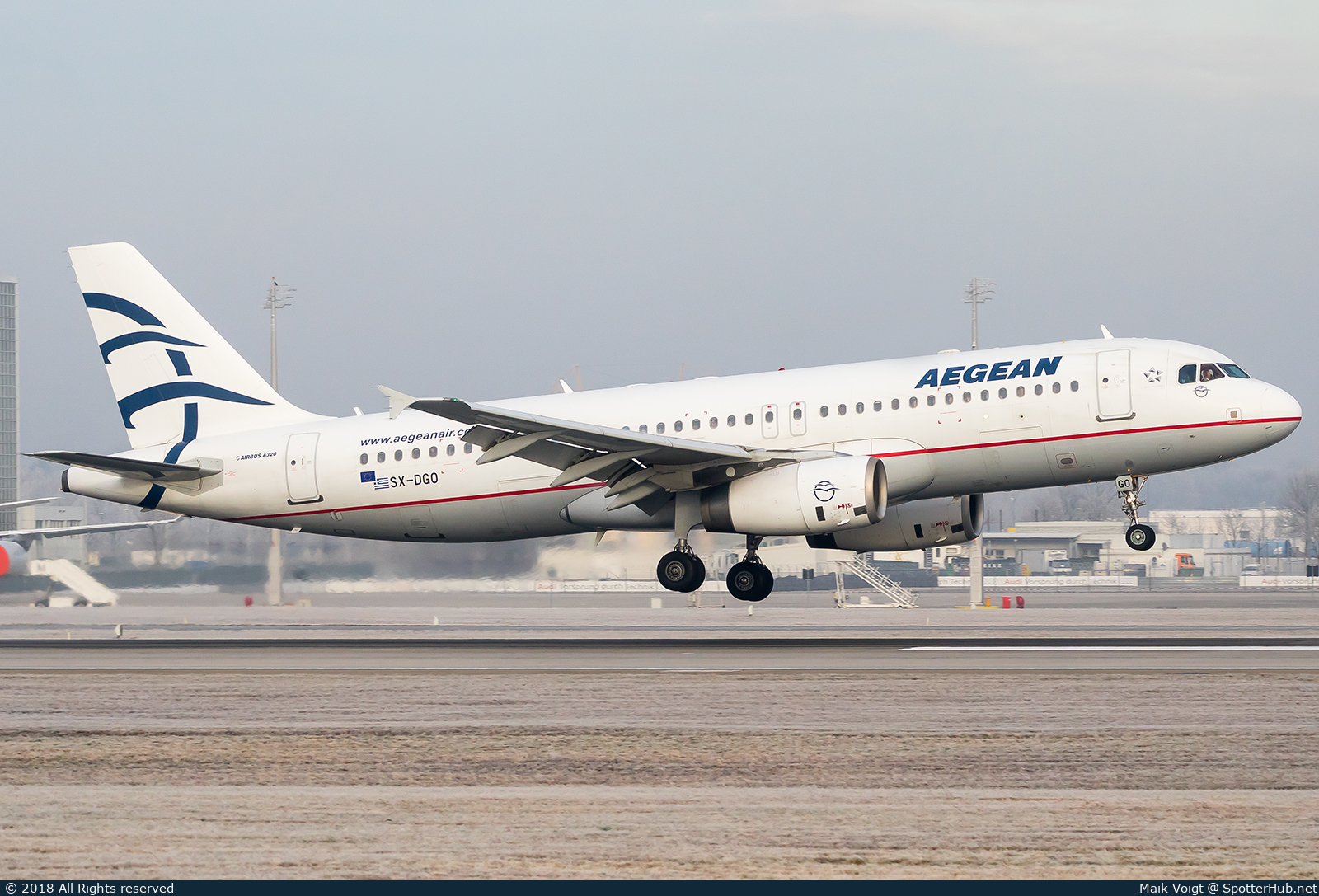 Photo of SX-DGO - Airbus A320-232 operated by Aegean Airlines