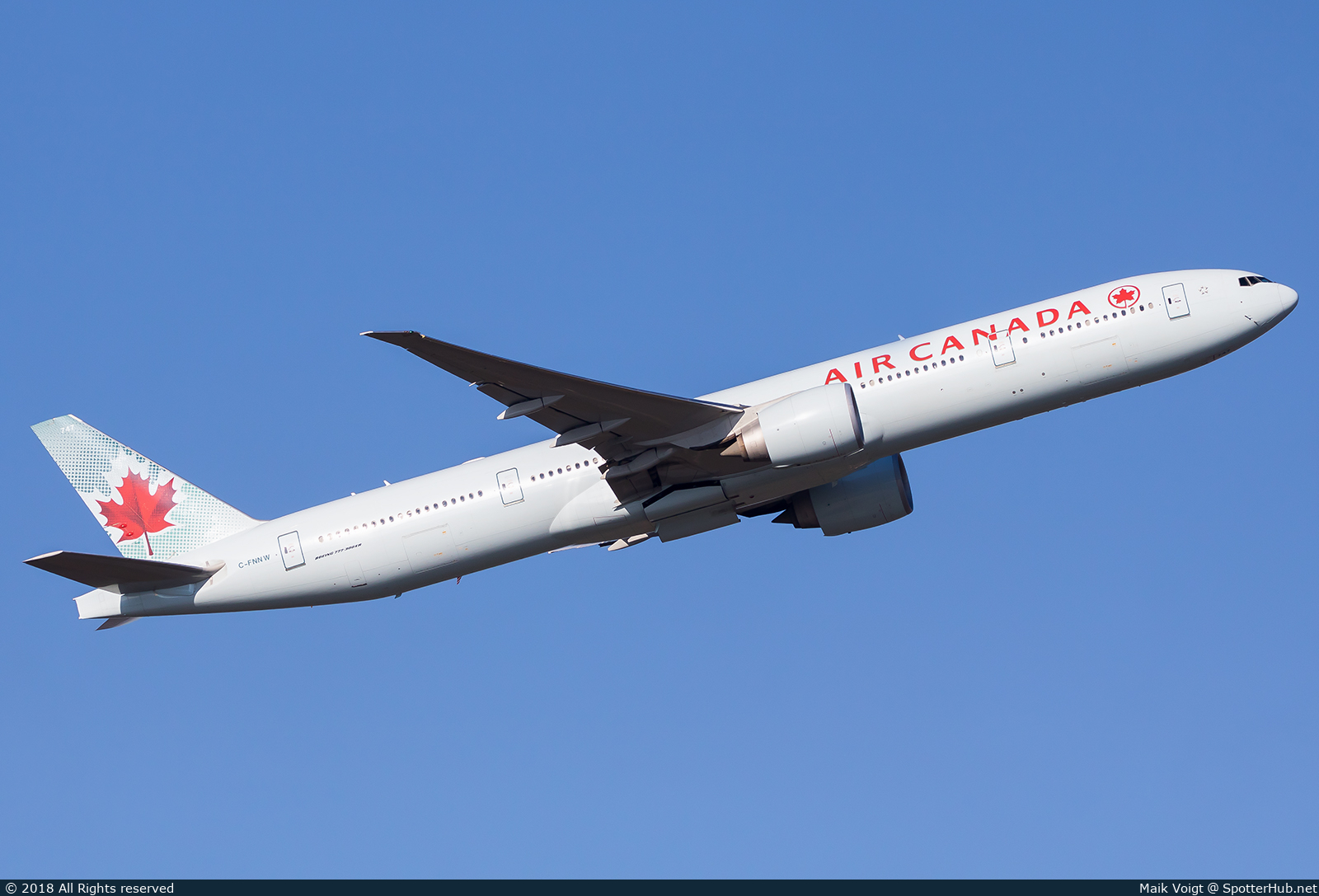 Photo of C-FNNW - Boeing 777-333(ER) operated by Air Canada
