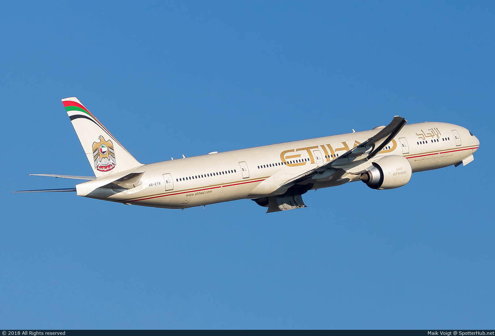 Photo of A6-ETR - Boeing 777-3FX(ER) operated by Etihad Airways