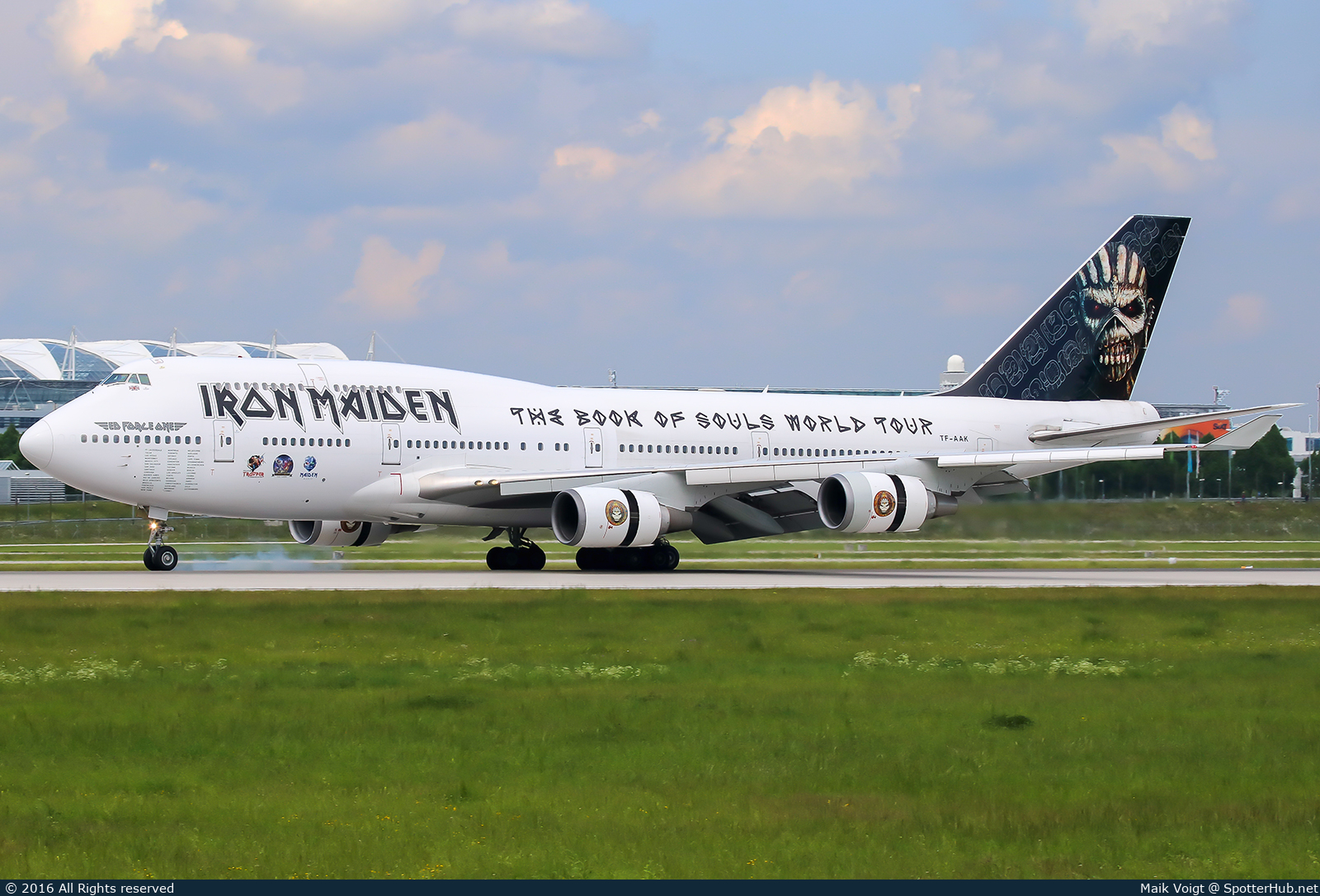Photo of TF-AAK - Boeing 747-428 operated by Air Atlanta Icelandic